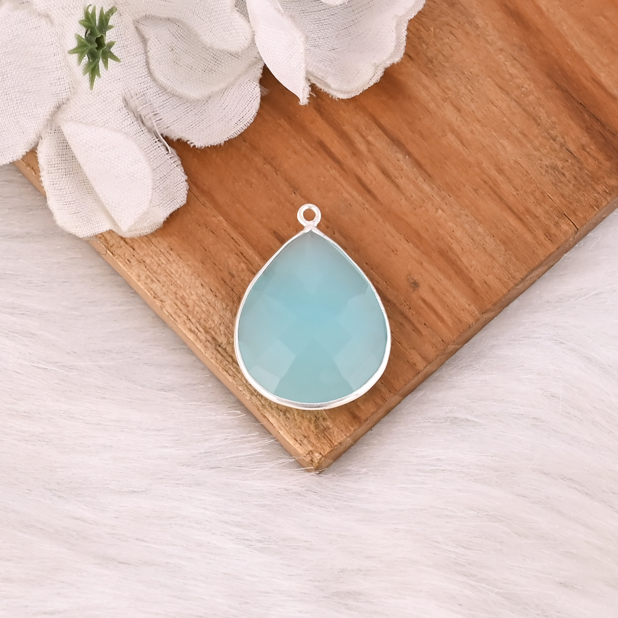 New Arrival 925 Sterling Silver Natural Aqua Chalcedony Gemstone Pendant Design Custom Jewelry Manufacturer