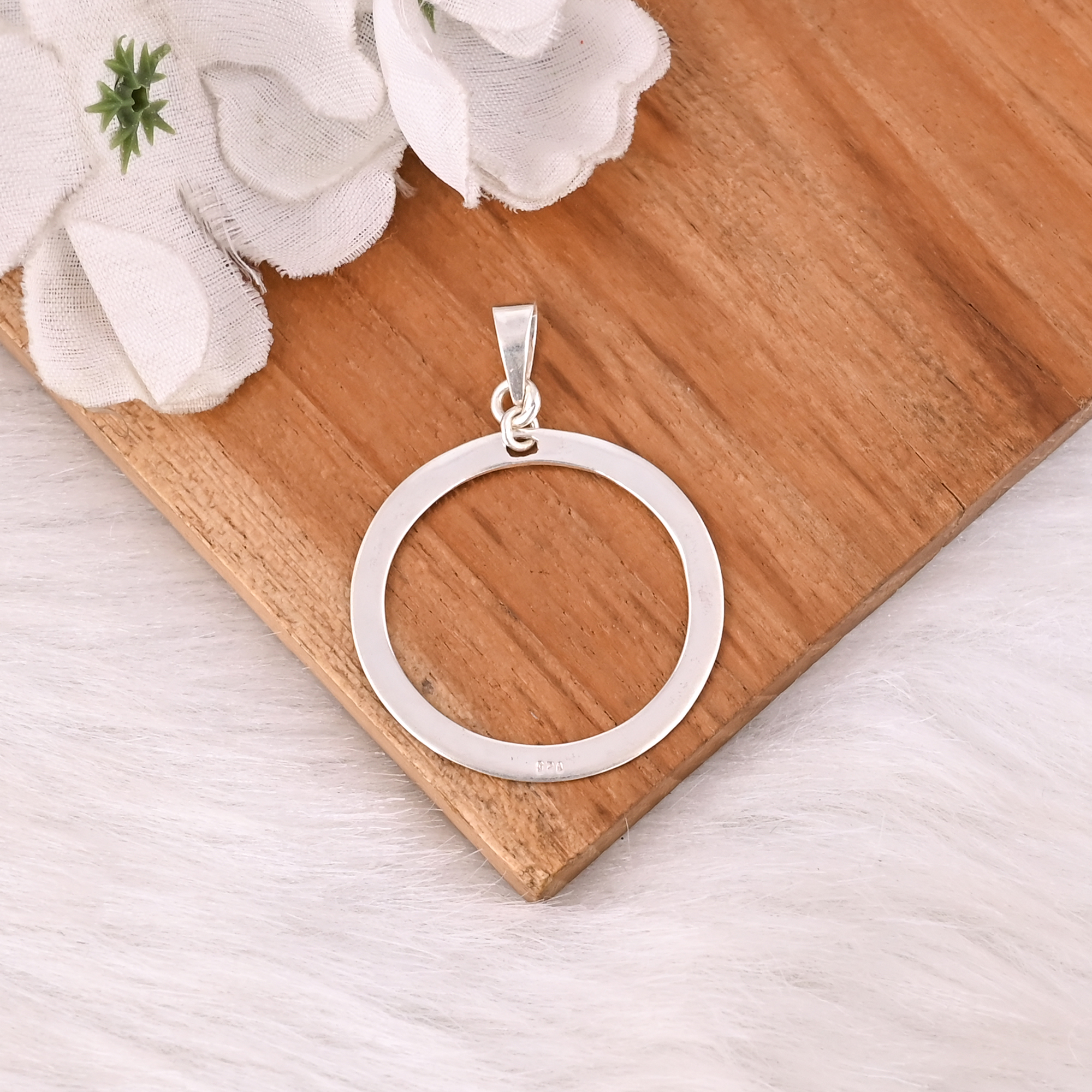 Round Circle Pendant Jewelry 925 Stamp Silver Women Wholesale Pendant 925 Sterling Silver Fine Jewelry Pendant