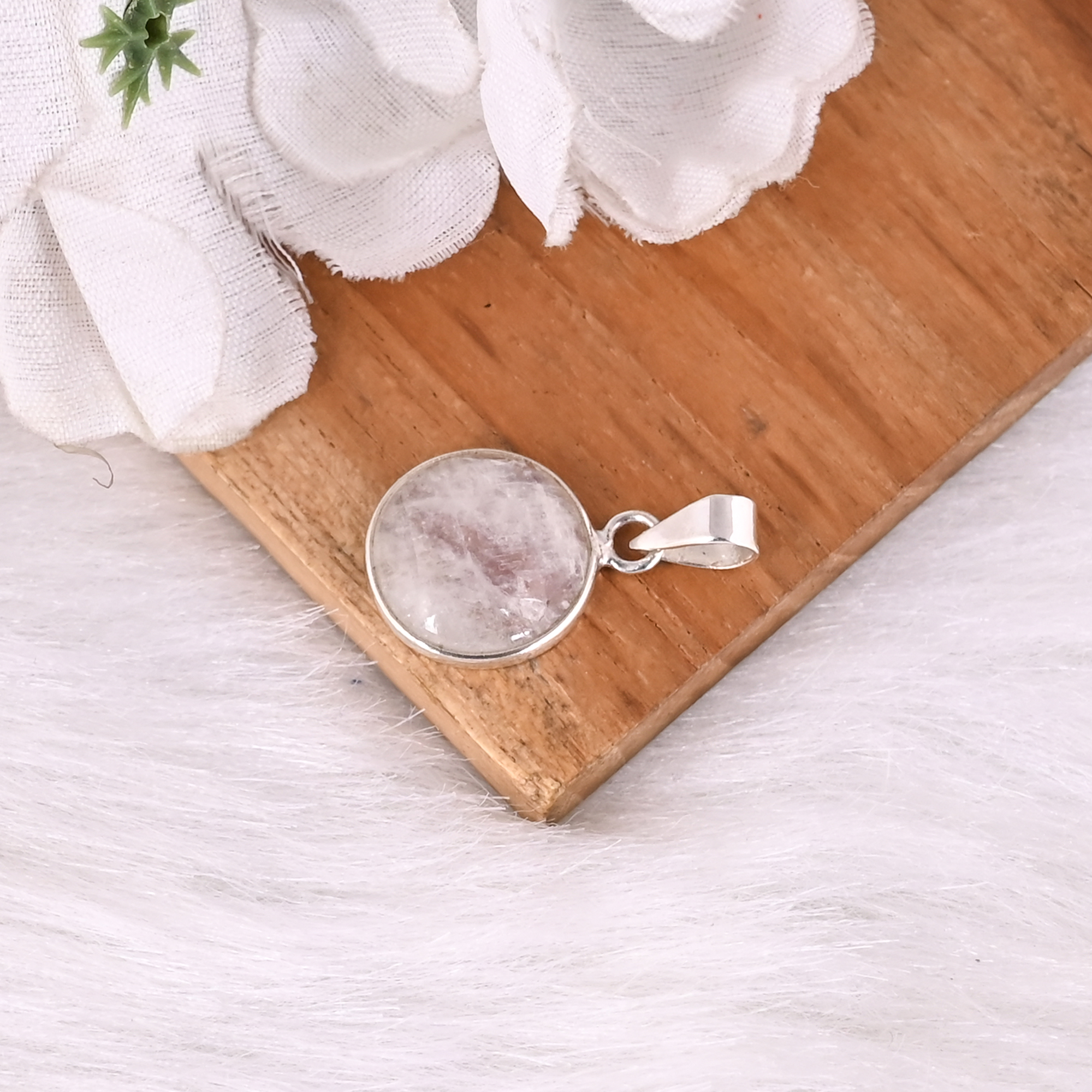 Moonstone Round Gemstone Pendant Handmade 925 Sterling Silver Classic Vintage Indian Wedding Fashion Jewelry Pendant