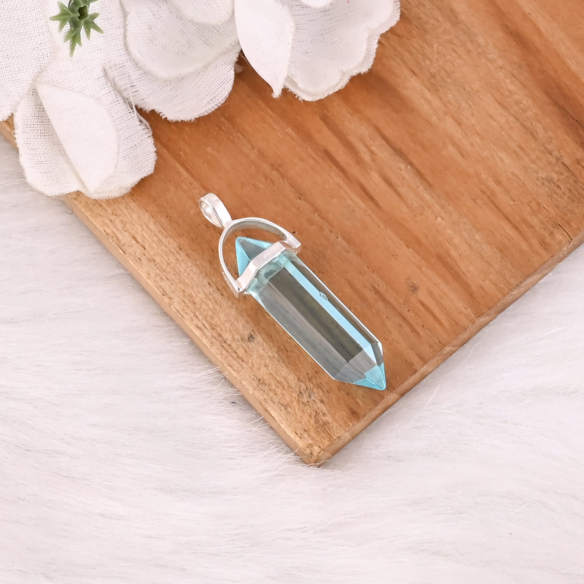 Vintage 925 Sterling Silver Handmade Blue Topaz Hydro Gemstone Pencil Pendant Necklace Blue Stone Pendant Trendy Engagements