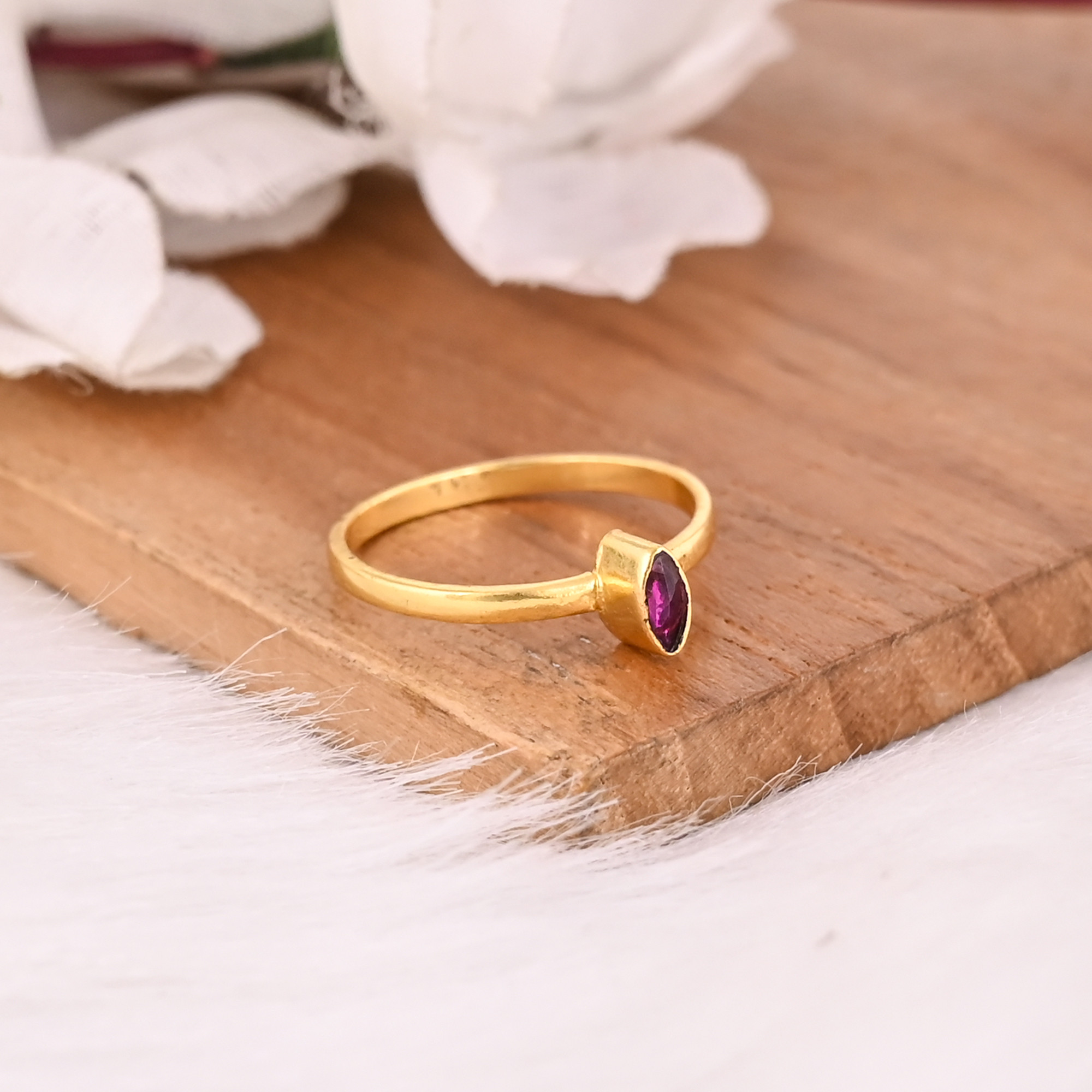 Womens Ring Natural Mozambique Garnet Gemstone January Birthstone Gold Plated Stackable Ring Jewelry 925 Sterling Silver Ring 50 pcs moq
