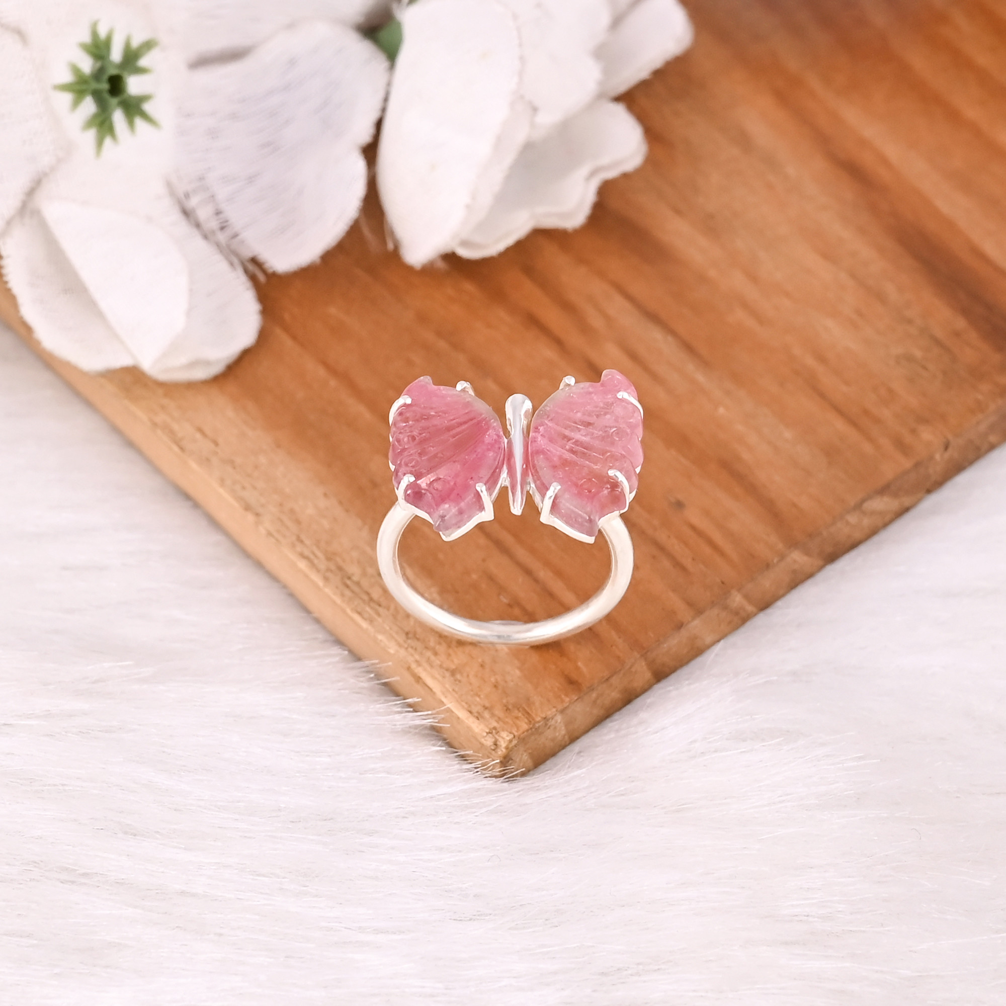 Wholesale 925 Sterling Silver Fine Jewelry Classic Style Bio Tourmaline Stone Ring with Natural Gemstone Carving Stone Ring