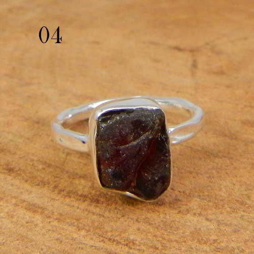 Solid 925 Sterling Silver Ring Natural Rough Garnet Gemstone Ring Tiny Band Ring Women Statement Ring Birthday Gift Ring
