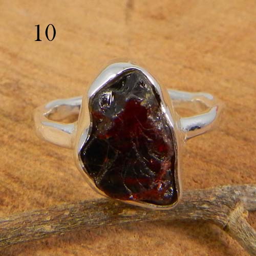 Solid 925 Sterling Silver Ring Natural Rough Garnet Gemstone Ring Tiny Band Ring Women Statement Ring Birthday Gift Ring