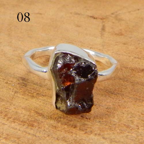 Solid 925 Sterling Silver Ring Natural Rough Garnet Gemstone Ring Tiny Band Ring Women Statement Ring Birthday Gift Ring