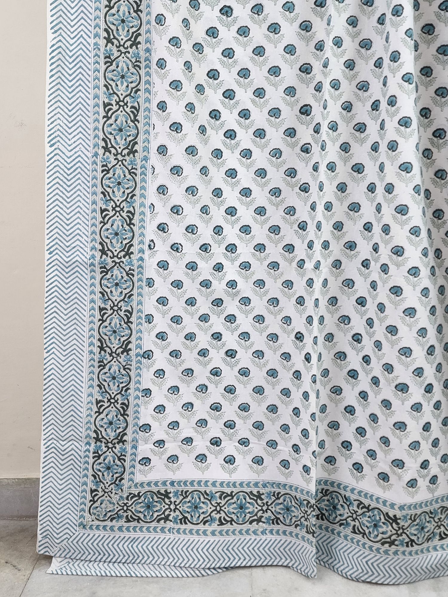 Shiro Itsuki Pure Cotton Hand block Printed Super Kingsize Bedsheet