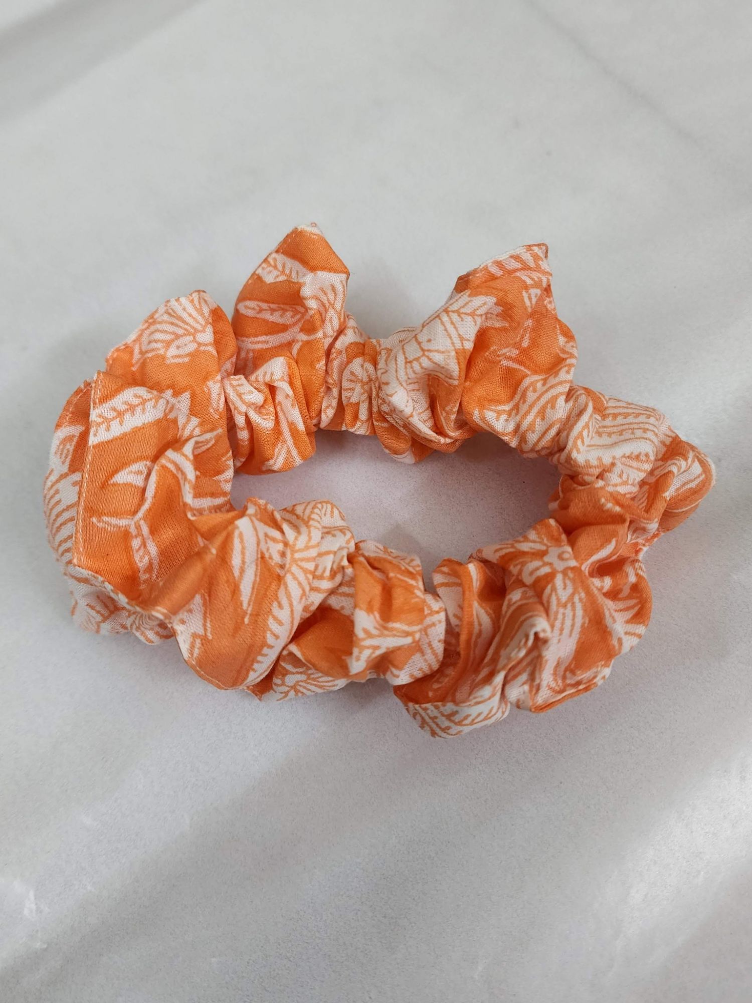 Tarangini Handblock Printed Scrunchies Orange White