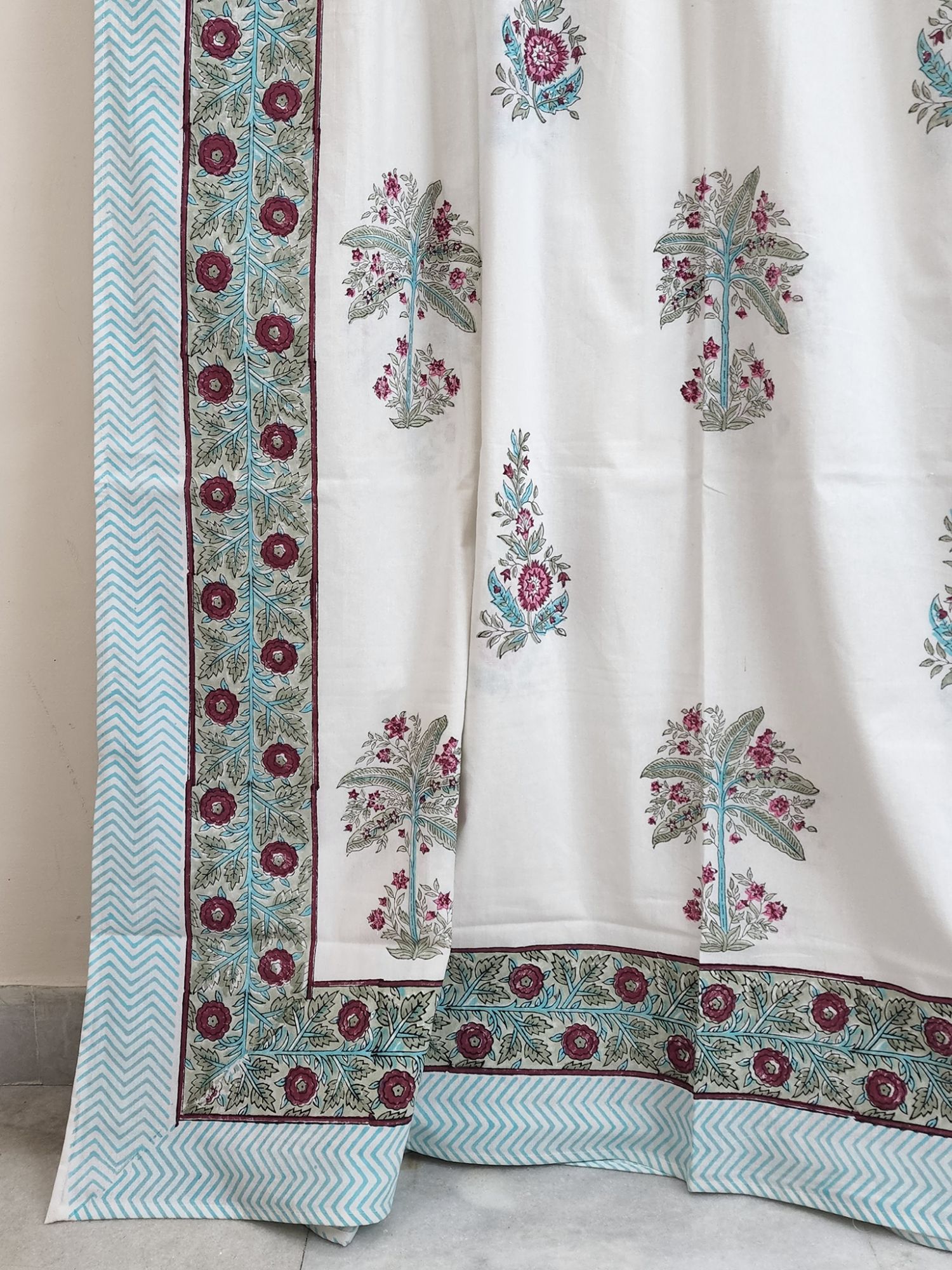 Shiro Koharu Pure Cotton Hand block Printed Super Kingsize Bedsheet