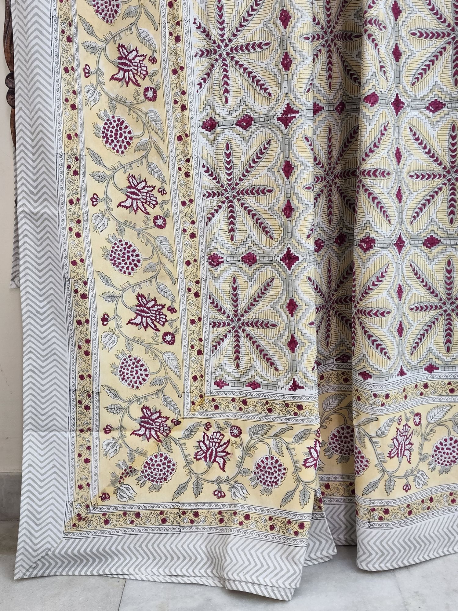 Shiro Hinata Pure Cotton Hand block Printed Super Kingsize Bedsheet