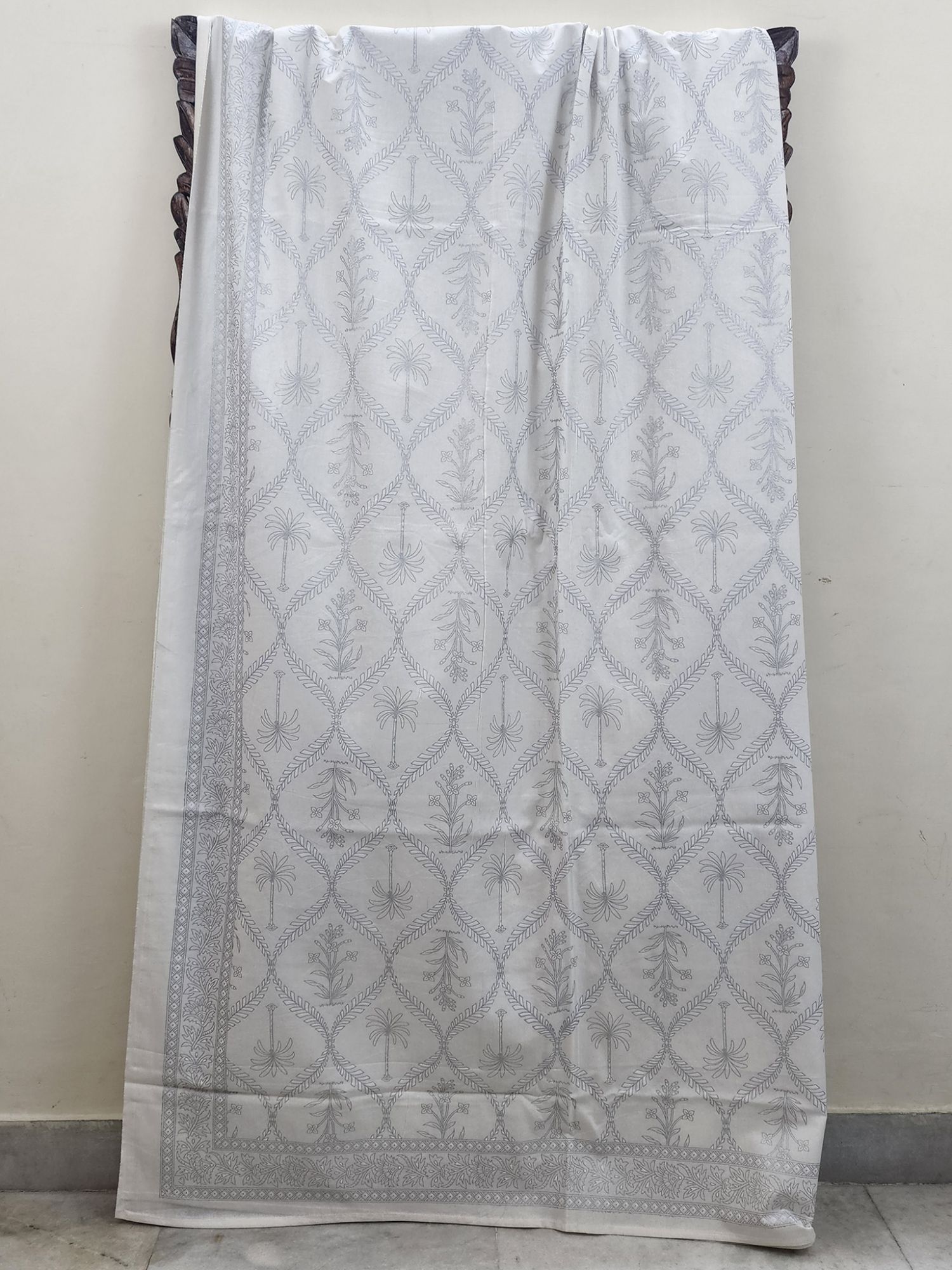 Sitaare Pure Cotton Queen Size Bedsheet White Silver