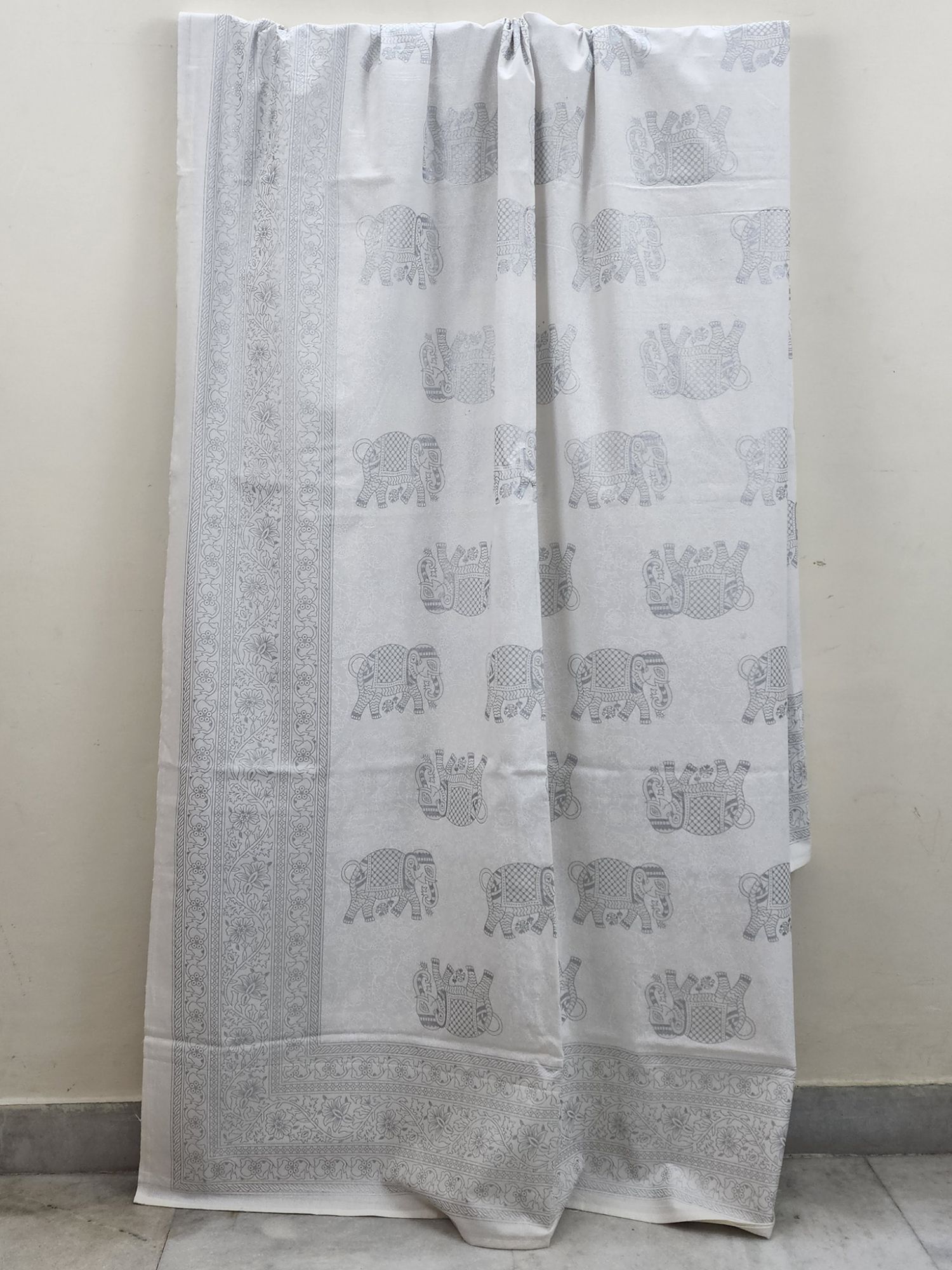 Sitaare Pure Cotton Queen Size Bedsheet White Silver