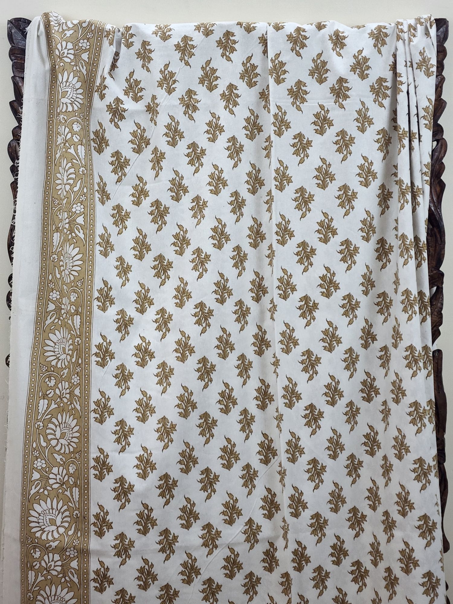 Hamsini Pure Cotton Queen Size Bedsheet
