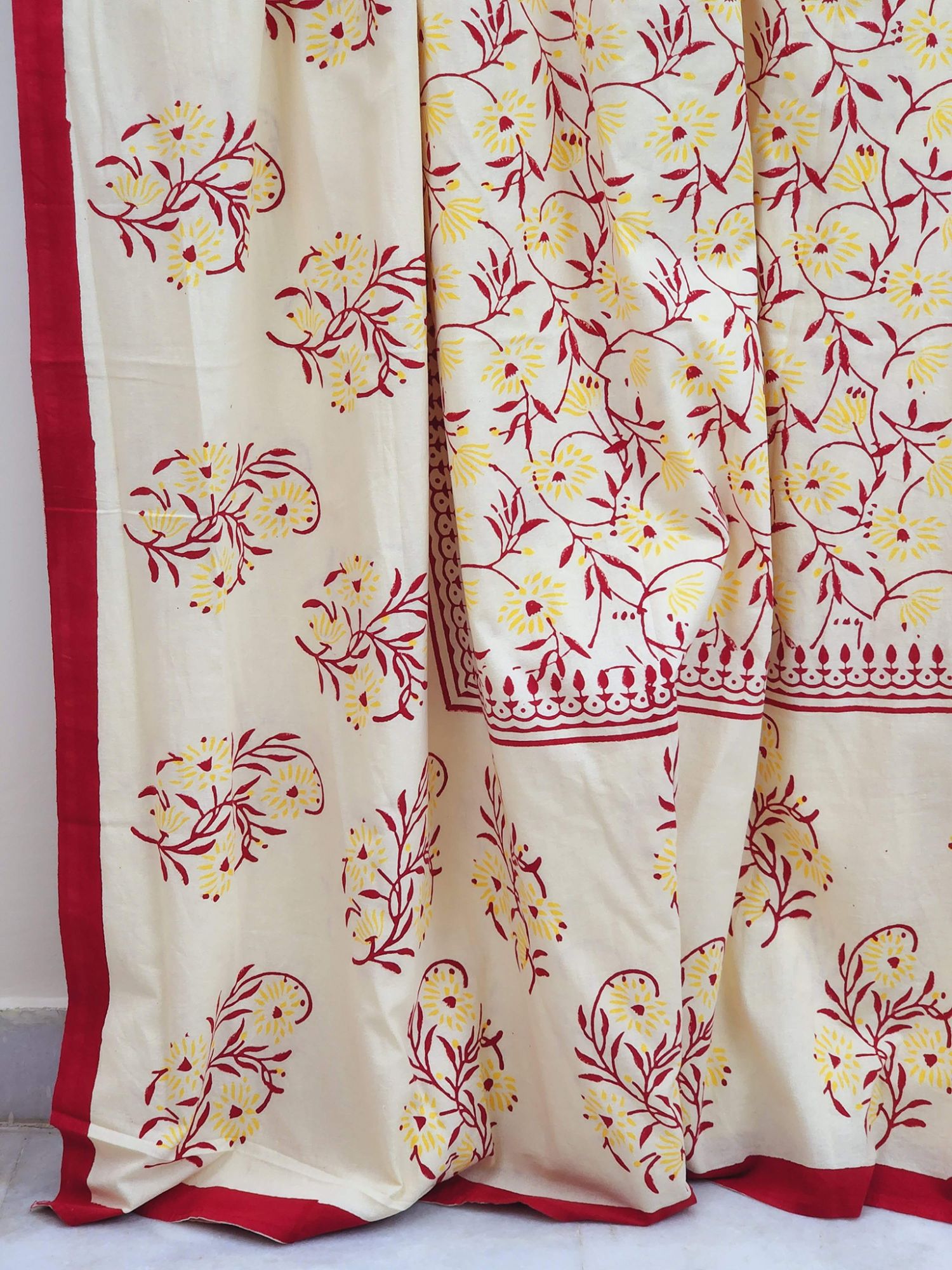 Aabaad Jugnu Pure Cotton hand block Printed Super Kingsize Bedsheet