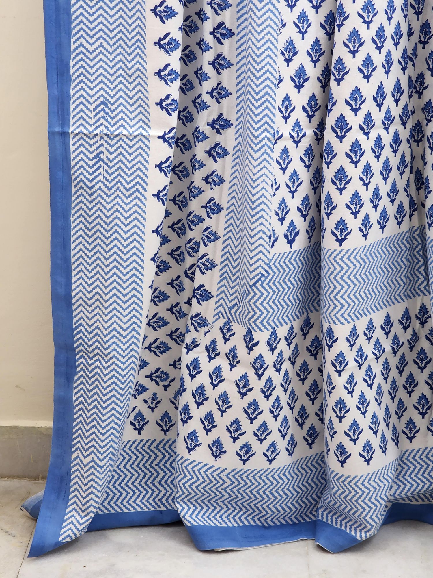 Aabaad Neele Himkan Pure Cotton hand block Printed Super Kingsize Bedsheet