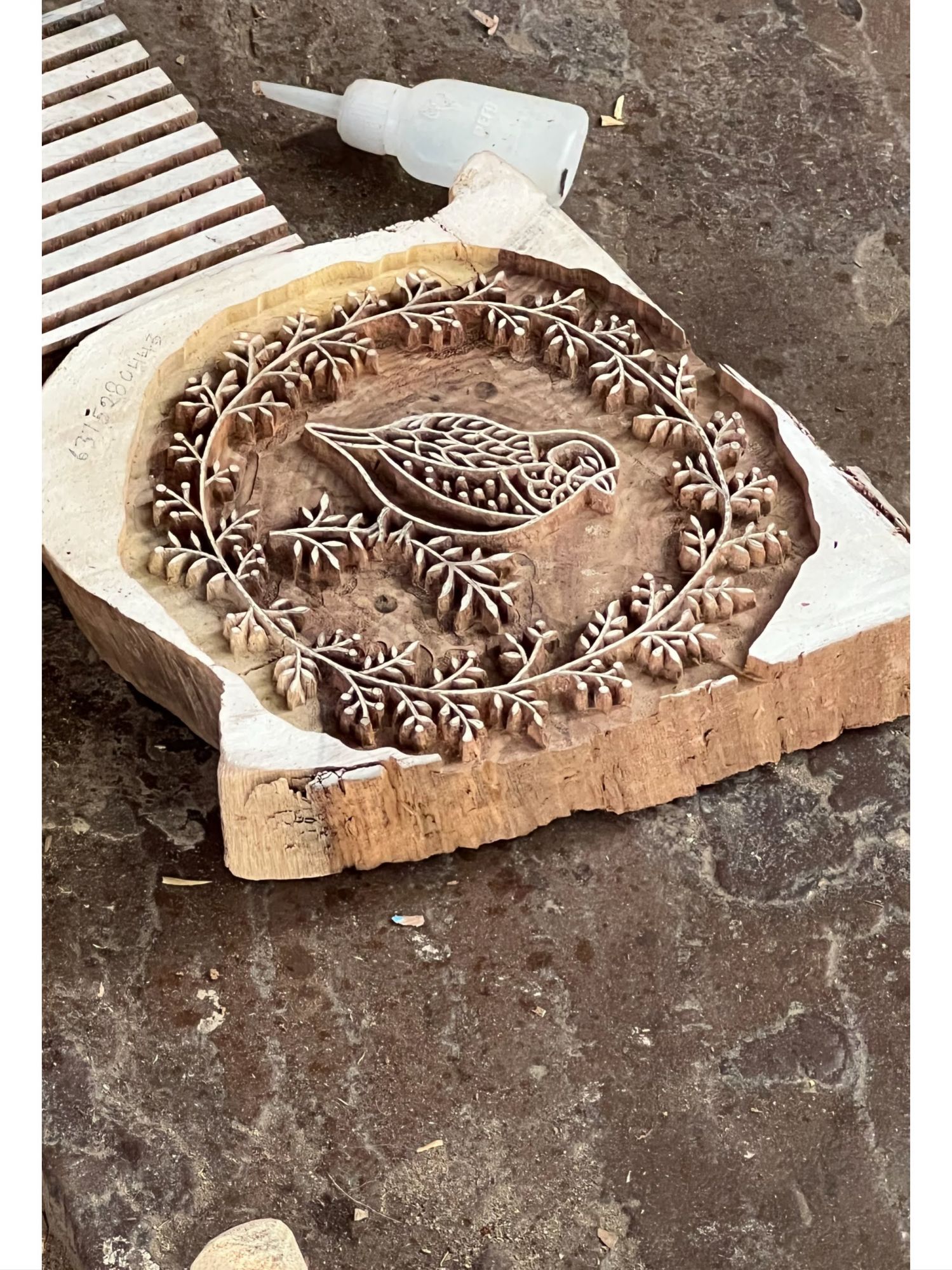 Aalaap 6 Seater hand block Printed Cotton Red Green Table Cover Resham