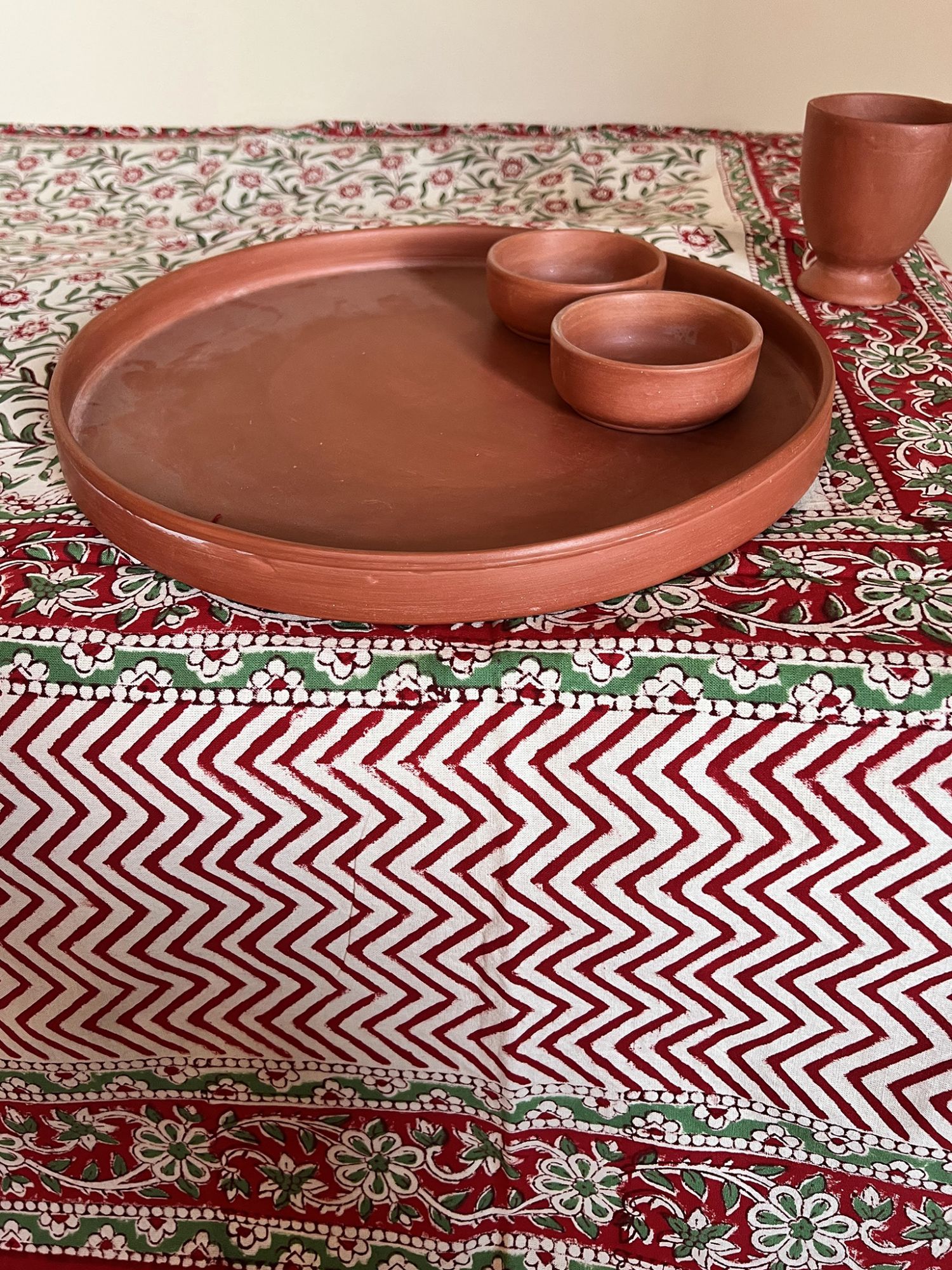 Aalaap 6 Seater hand block Printed Cotton Red Green Table Cover Resham