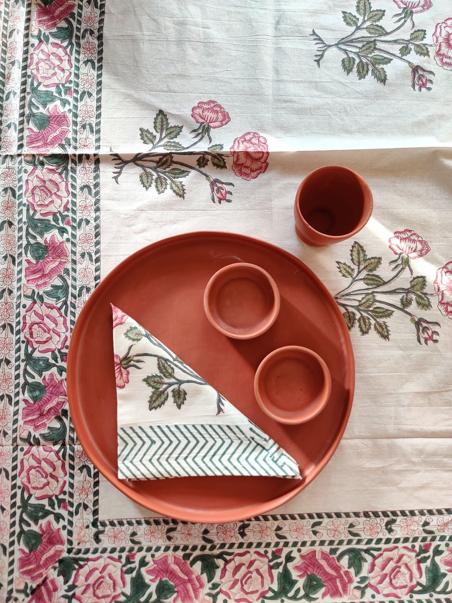 Aalaap 6 Seater hand block Printed Cotton Salmon Pink Table Cover Gulaab