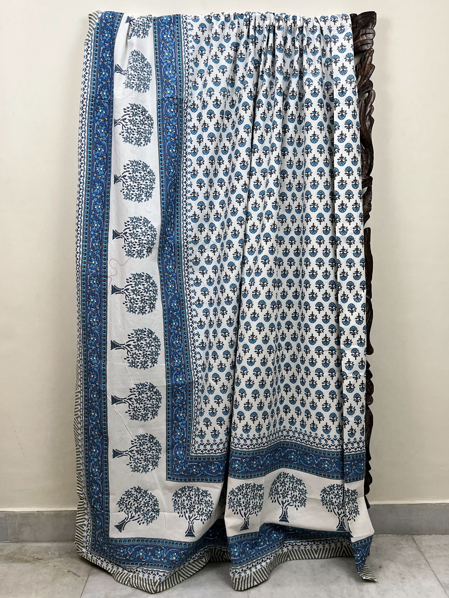 Raahat Nila Pure Cotton Handmade Artisanal Super Kingsize Bedsheet