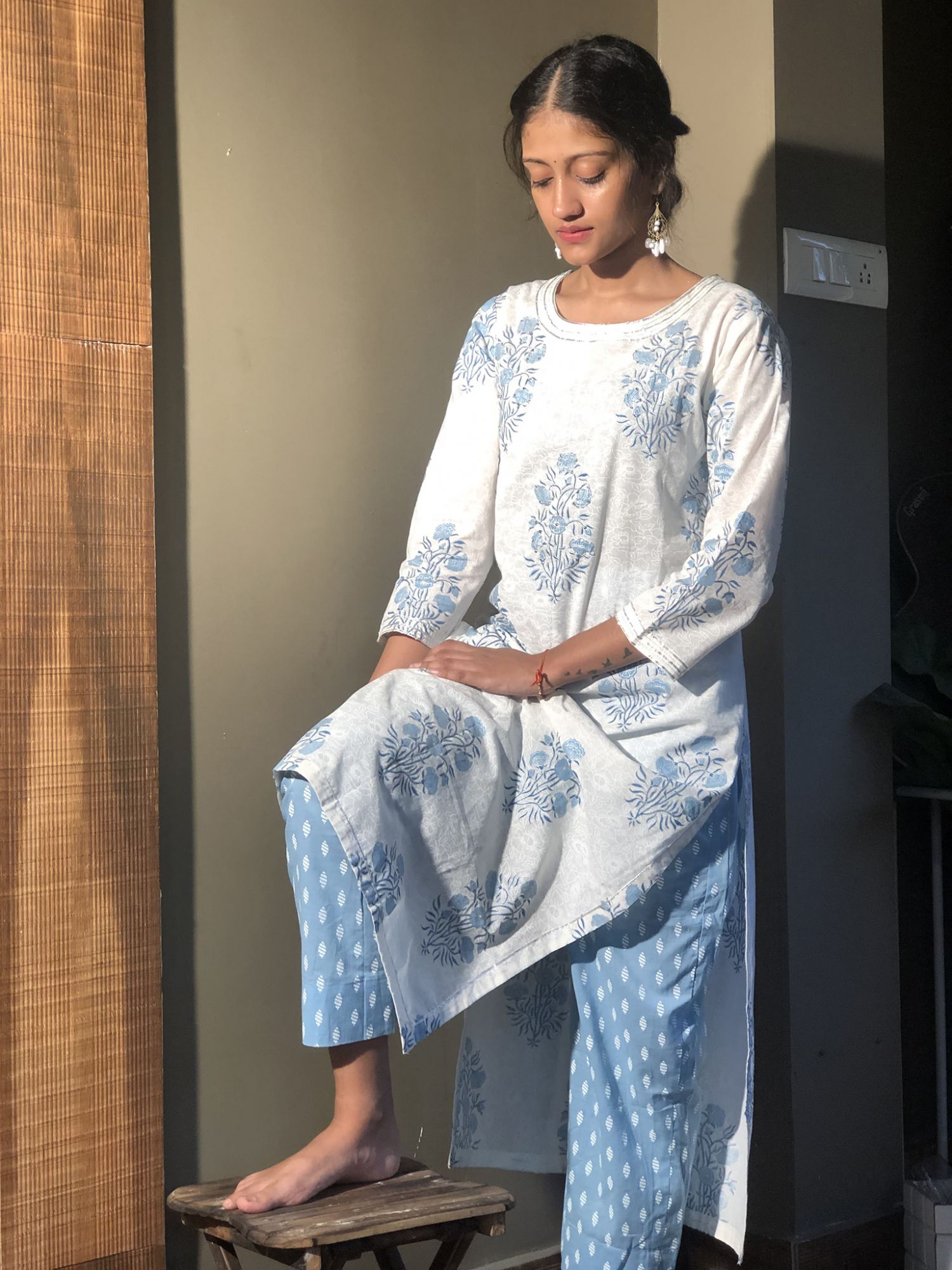 Khairiyat Pure Cotton Kurta Pant Set White Blue