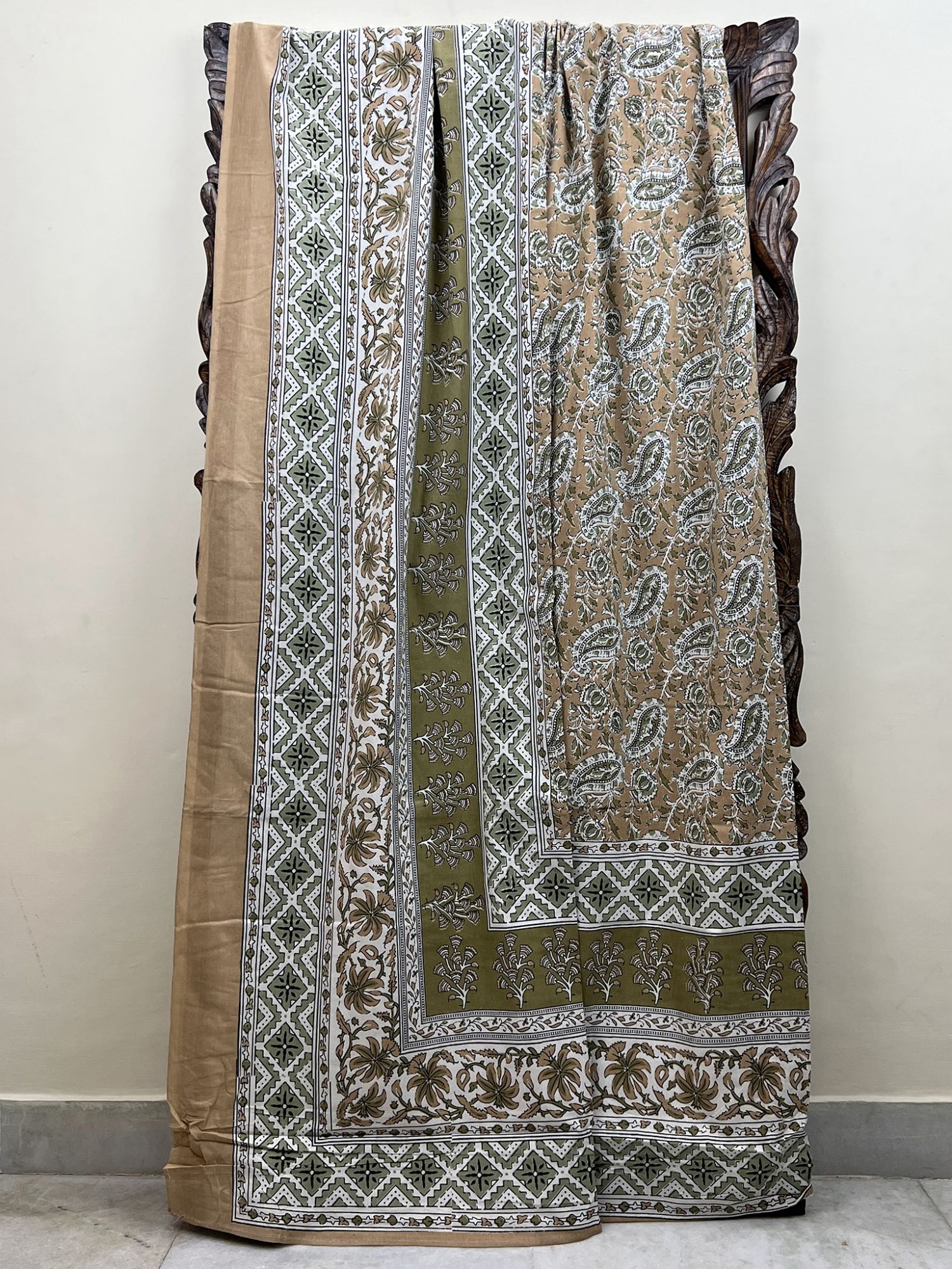 Mirzyaa Dalchini Pure Cotton Queen Size Bedsheet