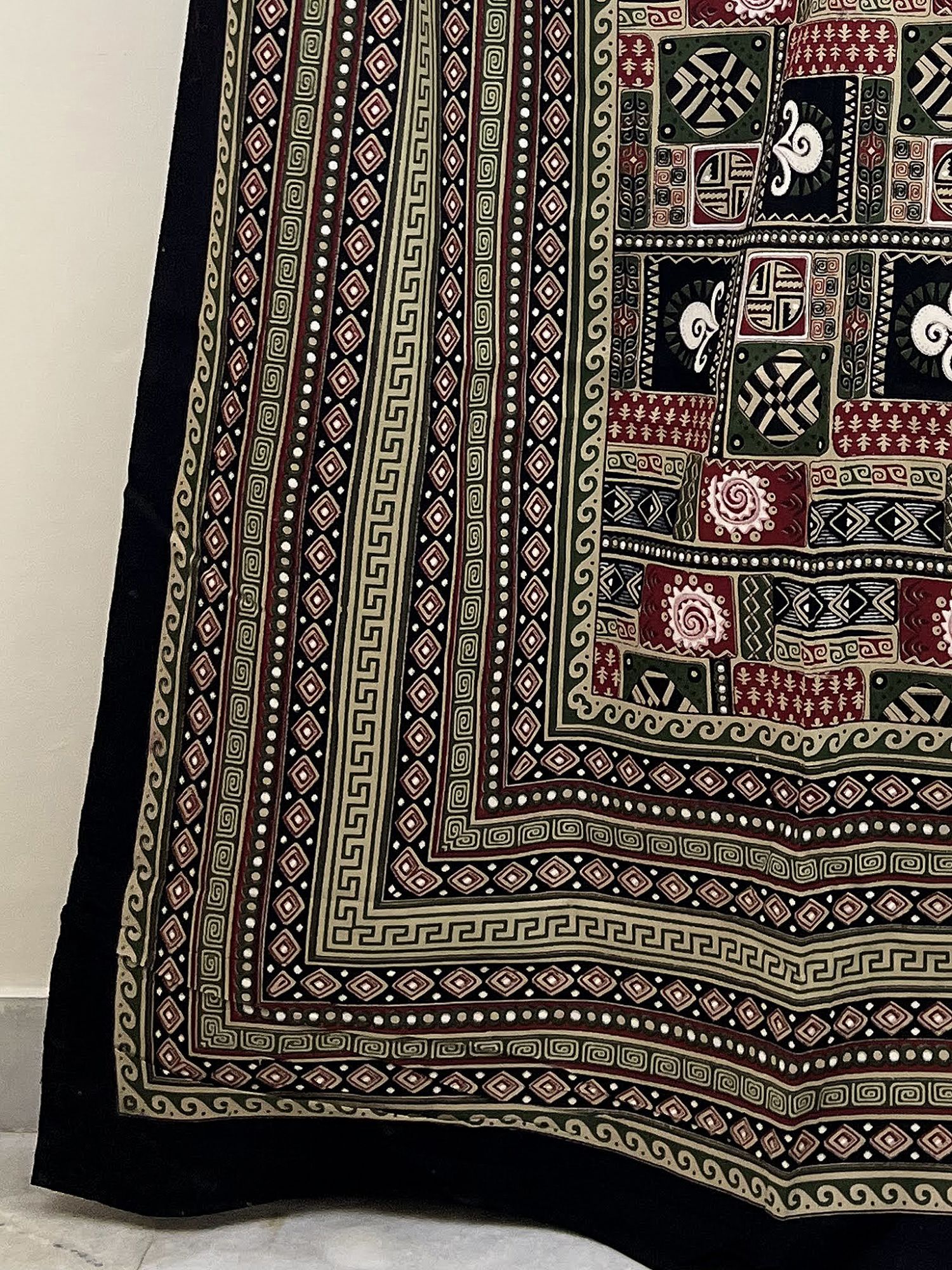 Mirzyaa Shaam Rangili Pure Cotton Queen Size Bedsheet