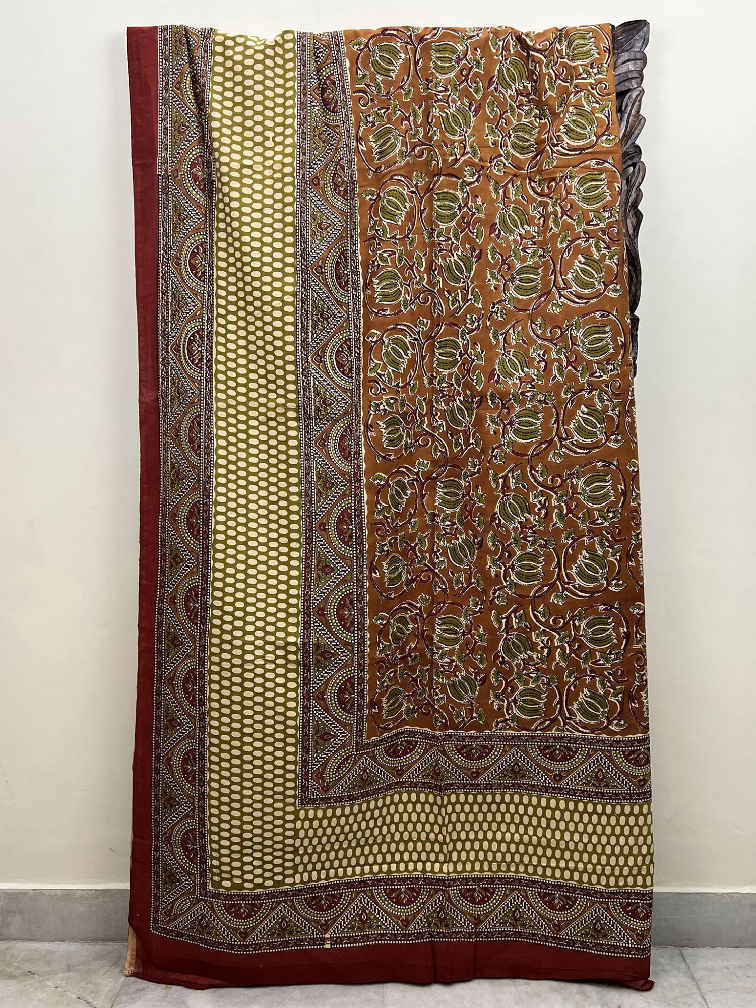 Mirzyaa Suhani Pure Cotton Queen Size Bedsheet