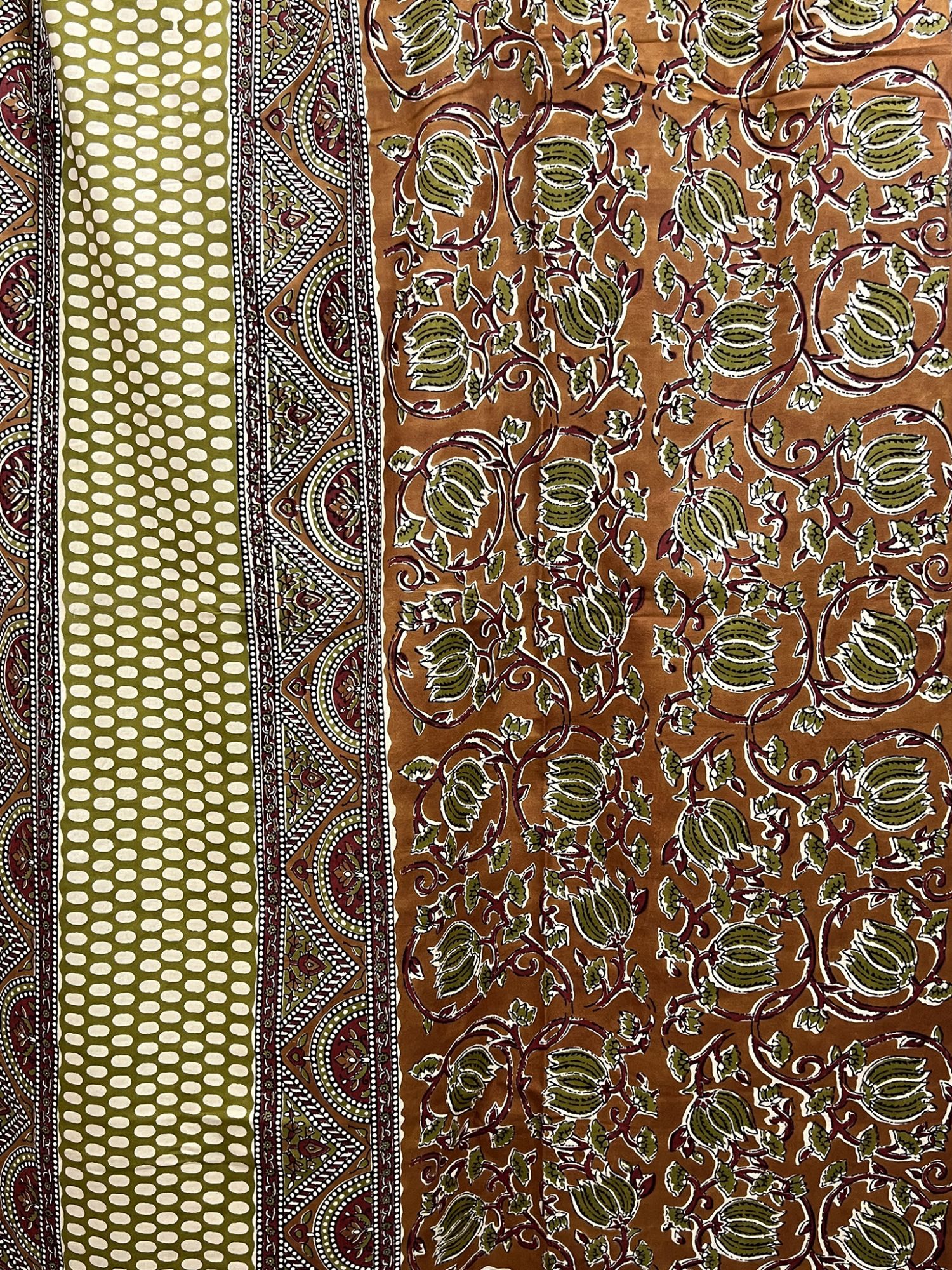 Mirzyaa Suhani Pure Cotton Queen Size Bedsheet