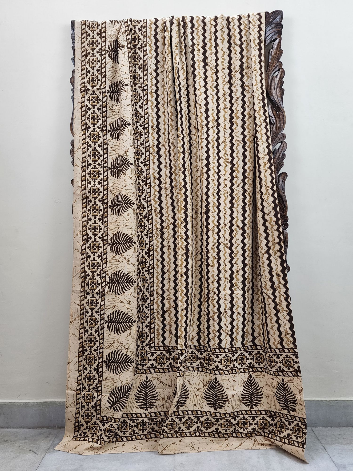 Mirzyaa Vaya Pure Cotton Queen Size Bedsheet