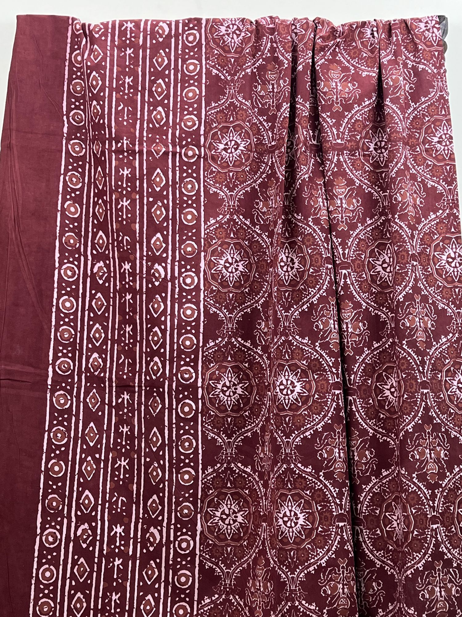 Mitti di Khushboo Pure Cotton Queen Size Bedsheet Barn Red Dabu