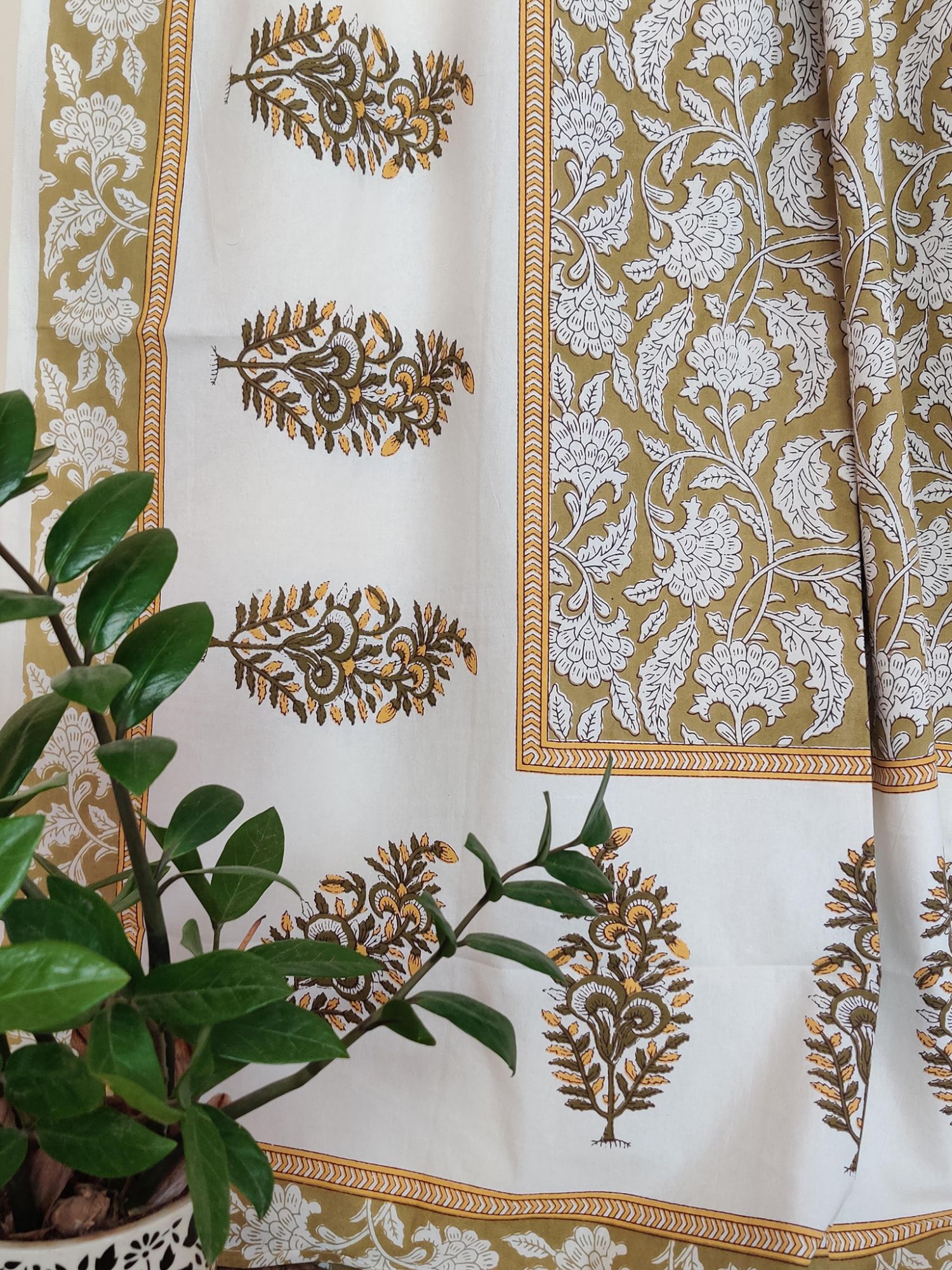 Mughal Jaal Pure Cotton Handmade Artisanal Kingsize Double Bedsheet Floral in All White Pattern Mehendi Green