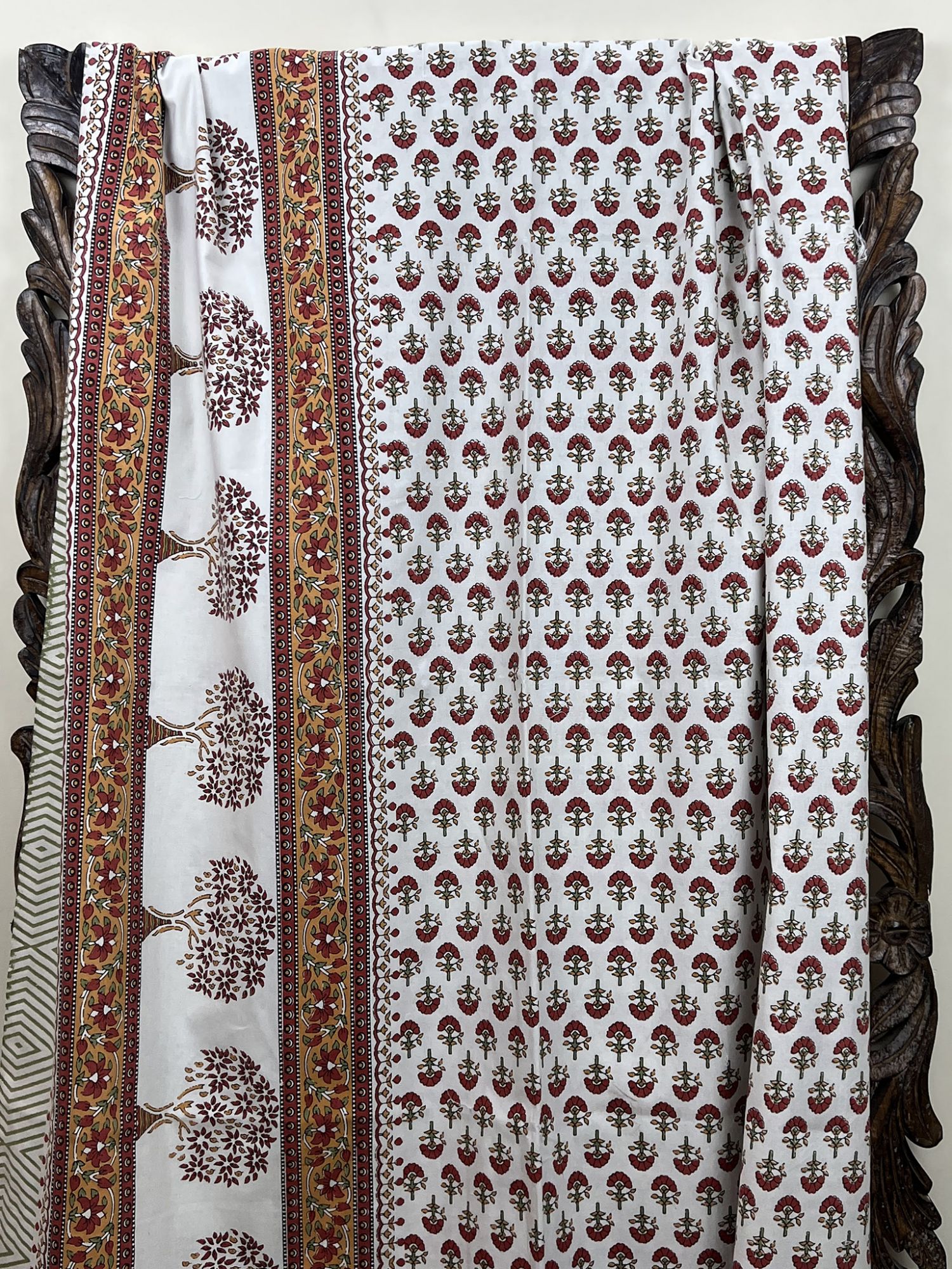 Raahat Nevaeh Pure Cotton Queen Size Bedsheet
