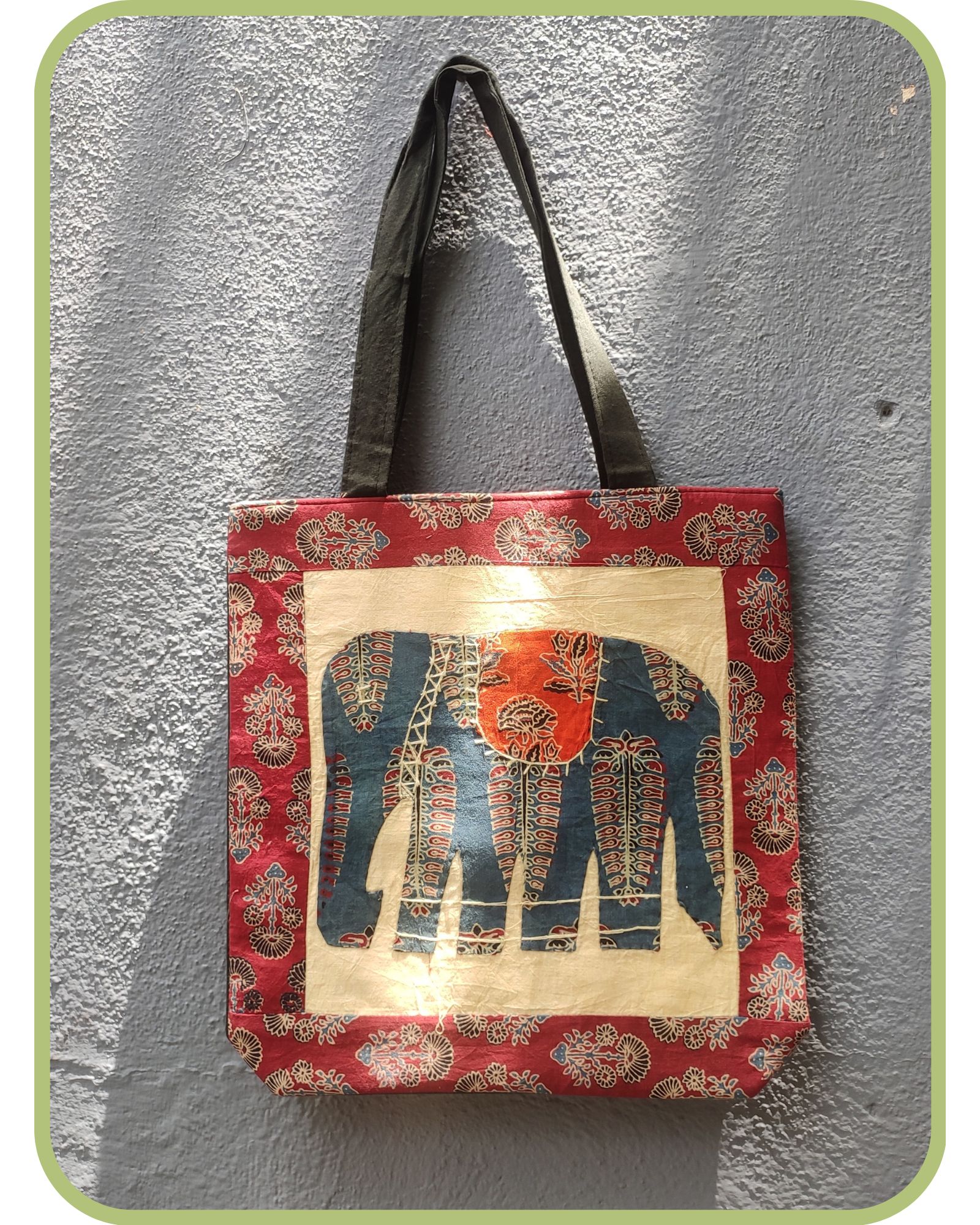 Applique work tote bag