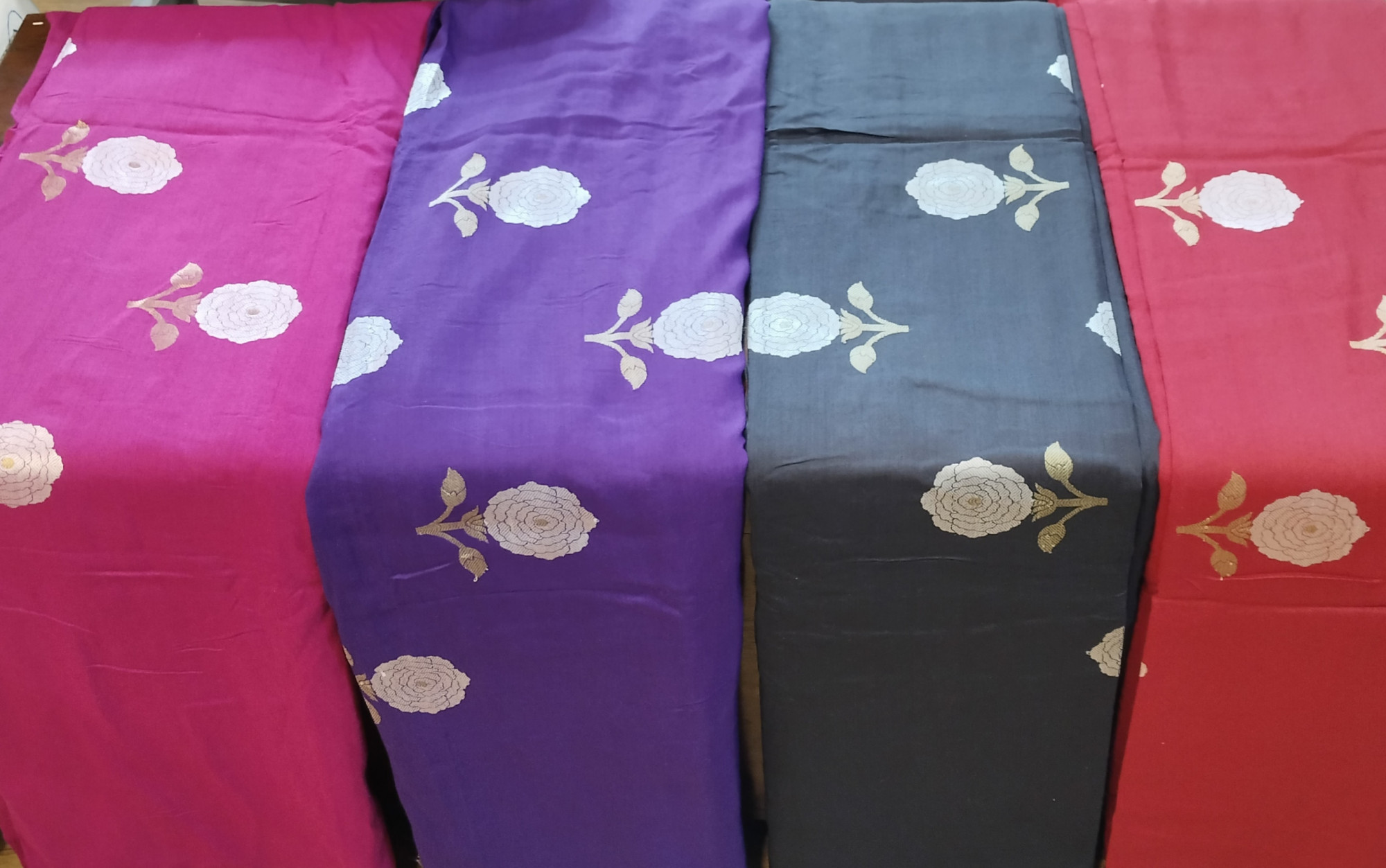 Handwoven Munga Silk Saree