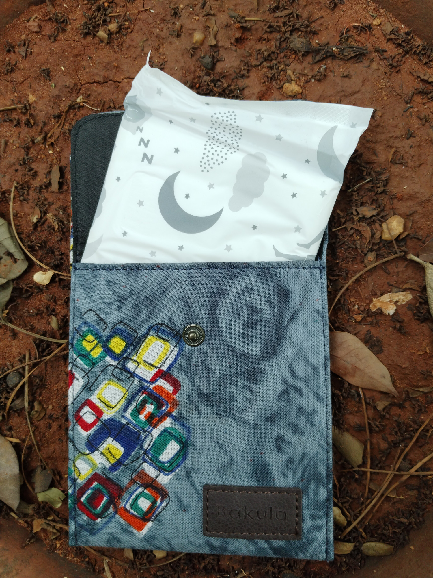 Sanitary Pad Pouch