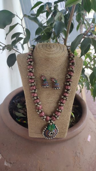 Hand made terracotta Jewellery necklace set