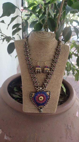 Hand made terracotta Jewellery necklace set