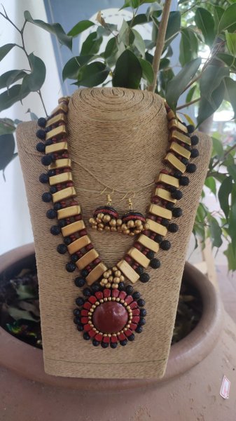 Hand made terracotta Jewellery necklace set
