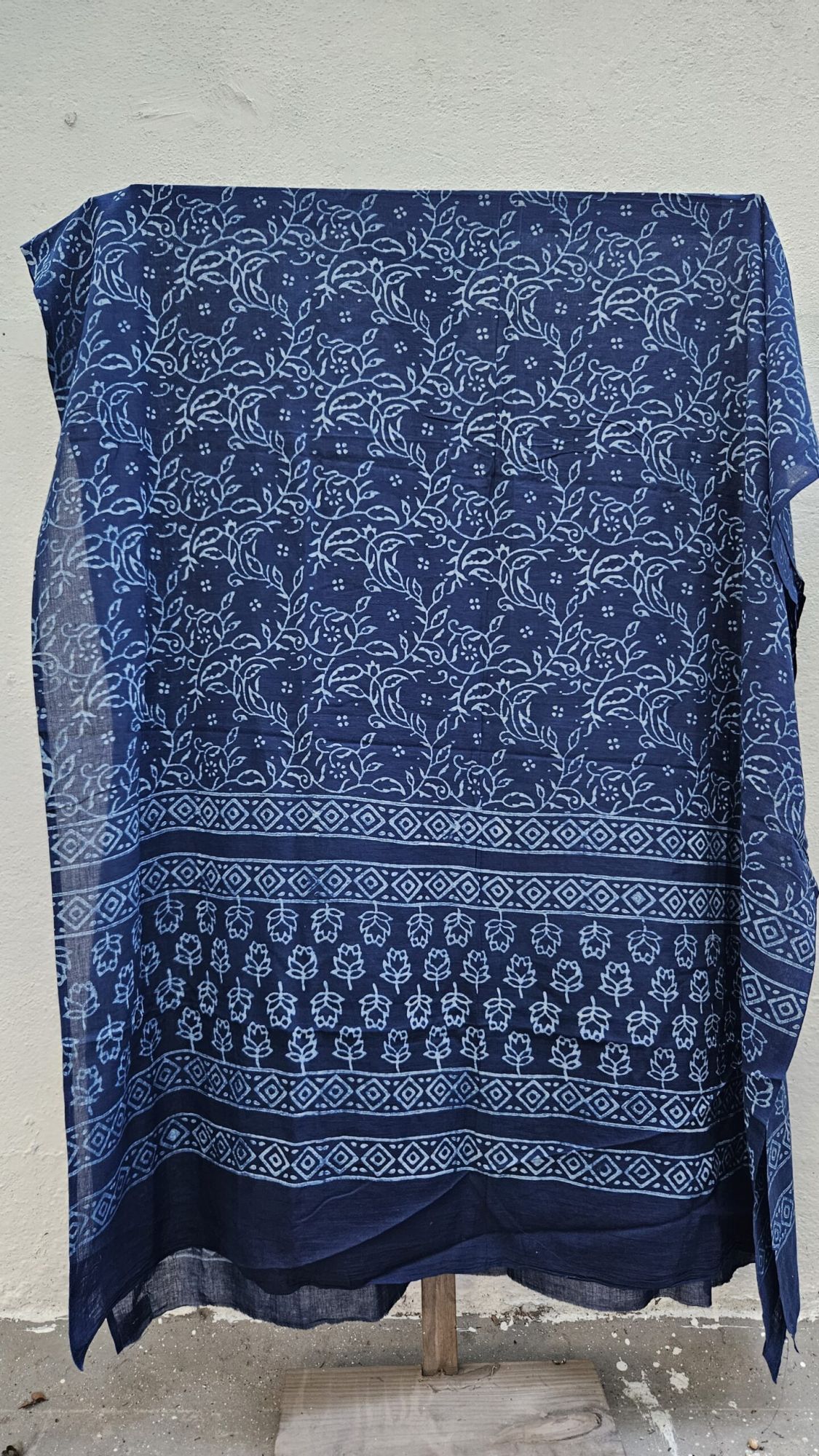 HandBlock Printed Mul Cotton Indigo Dupatta