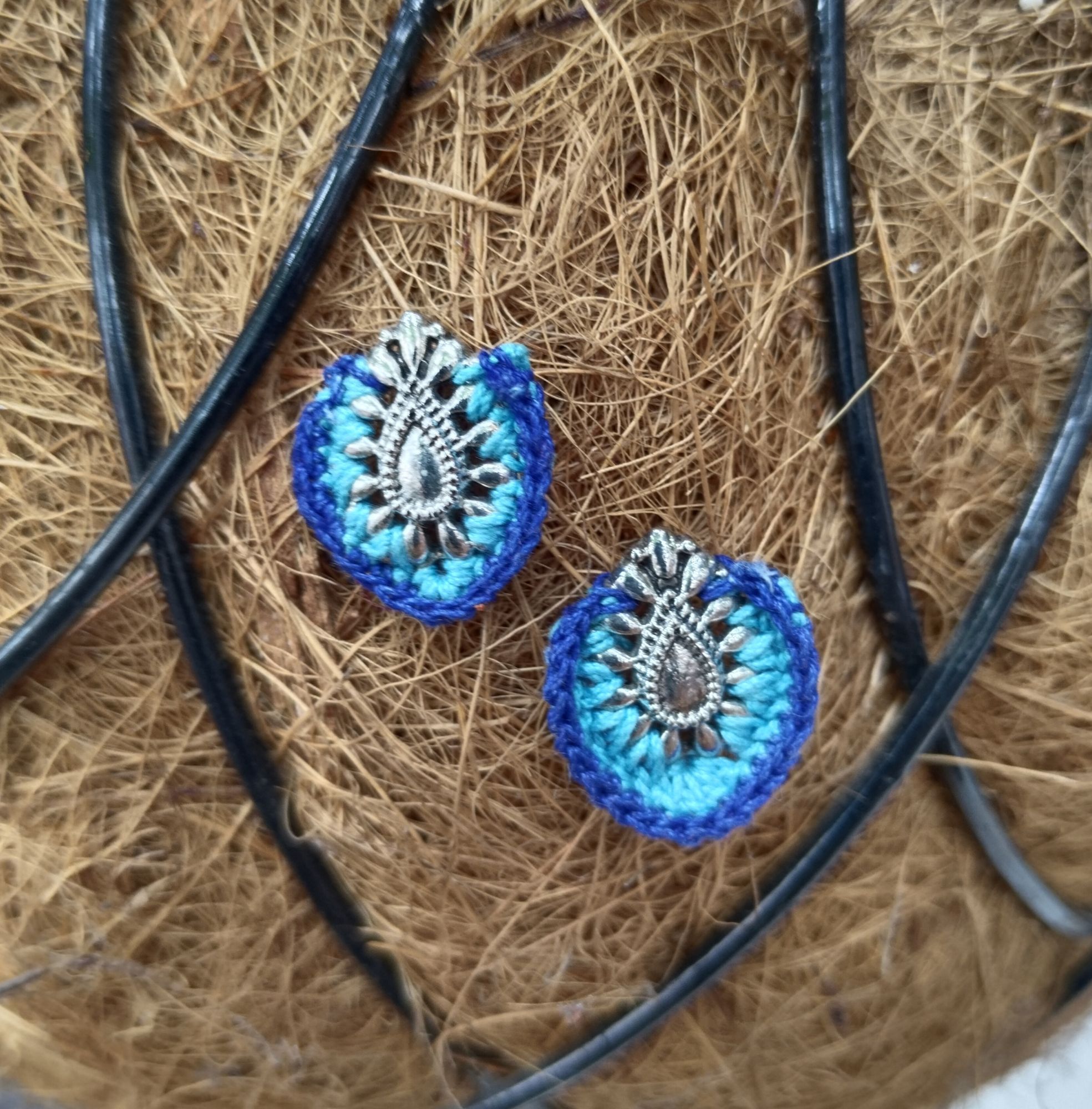 Crochet earring