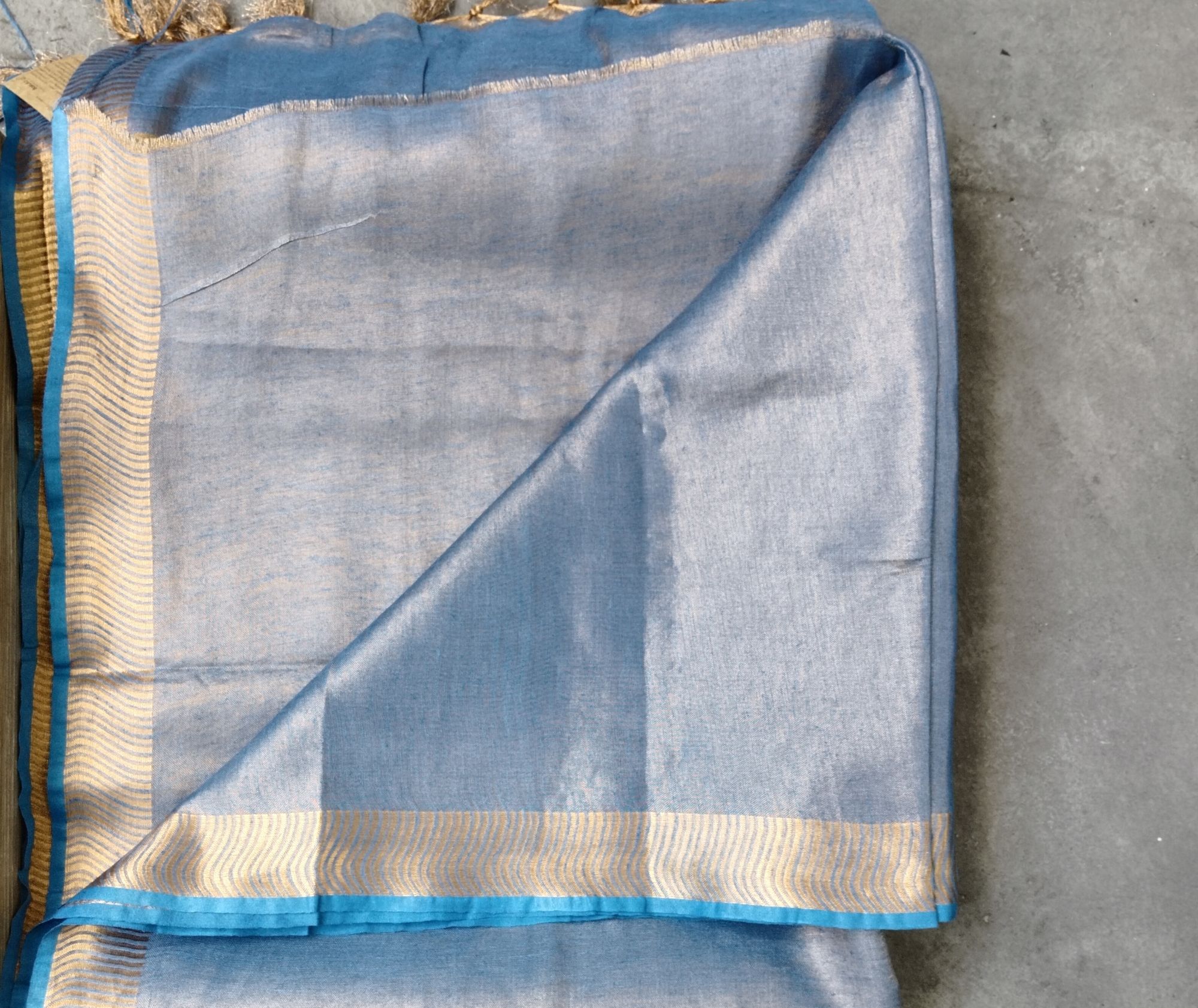 Tissue Linen Saree