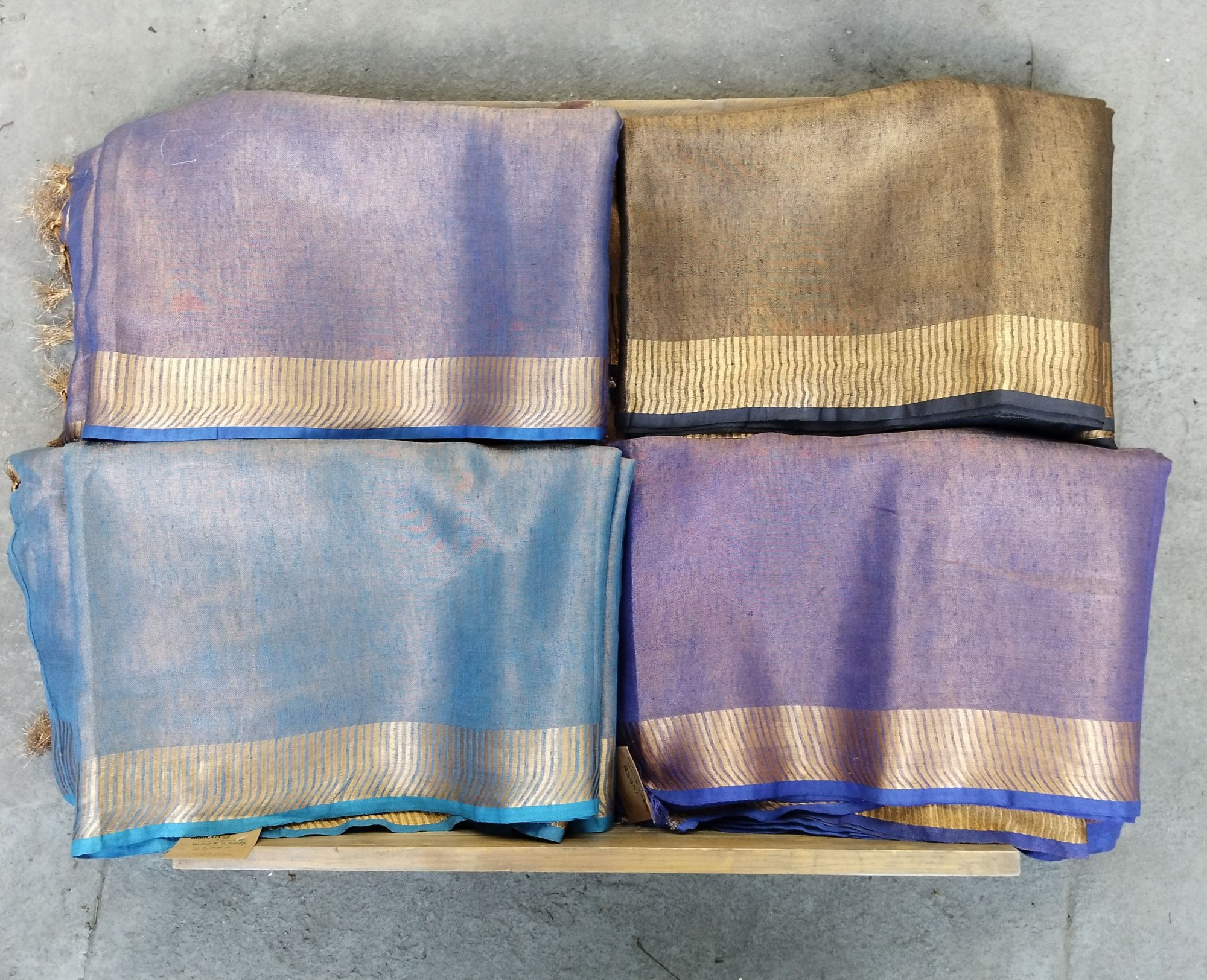 Tissue Linen Saree
