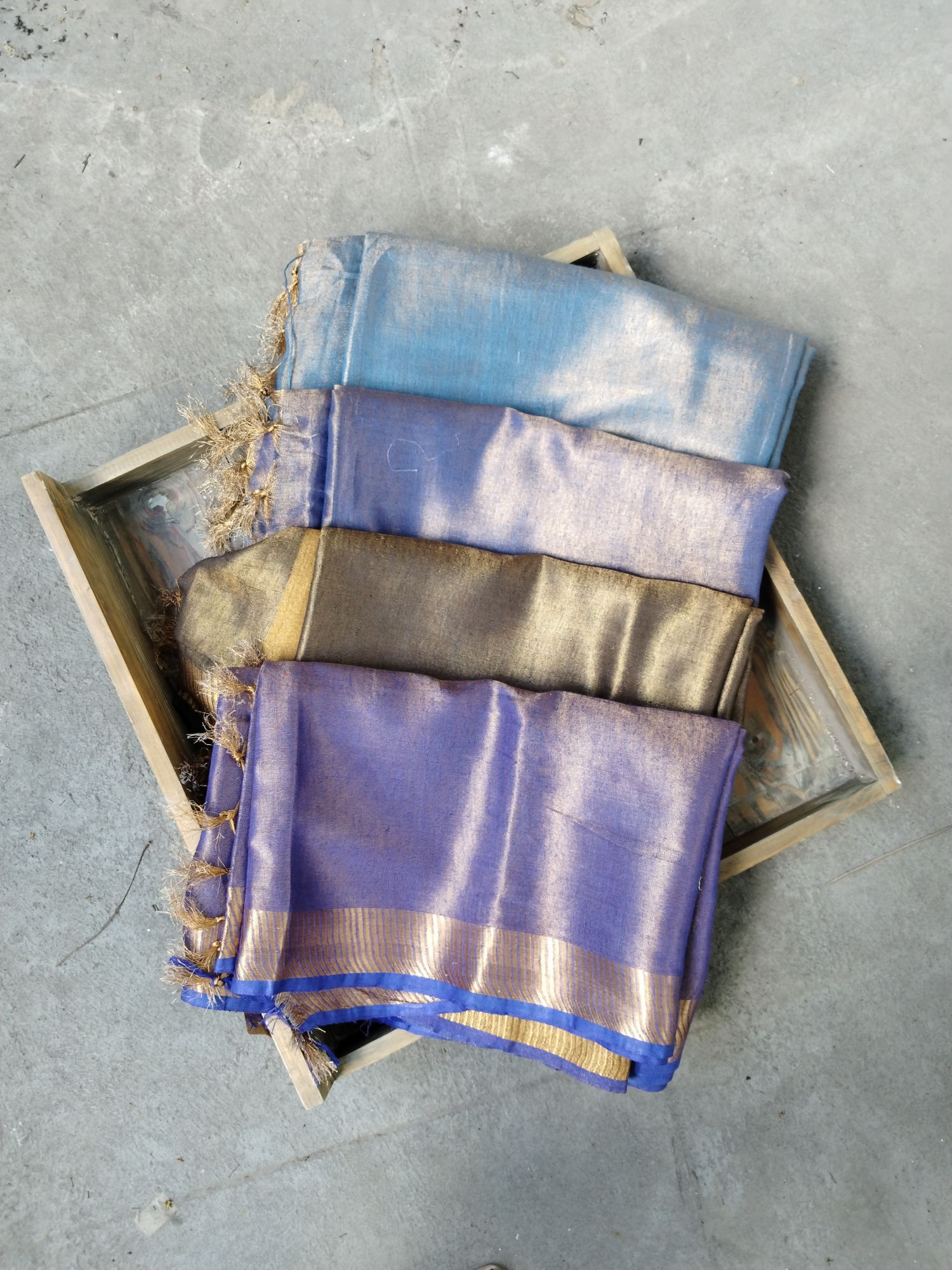 Tissue Linen Saree