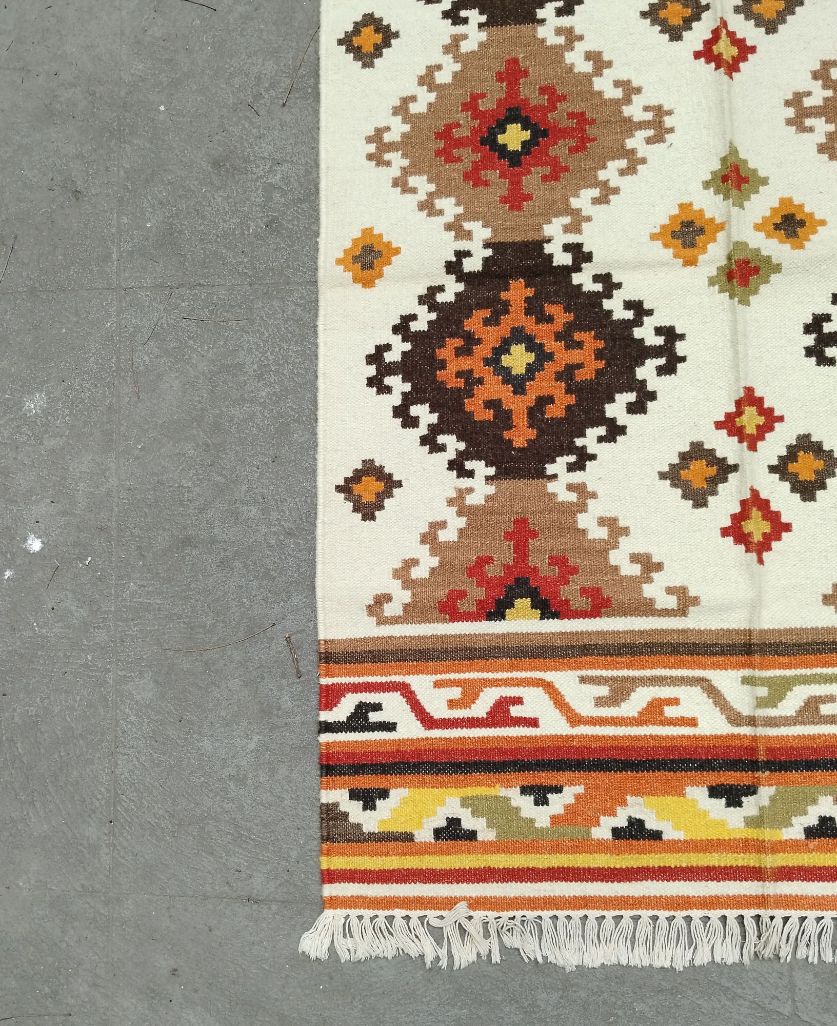 Woollen Dhurrie Rug Carpet