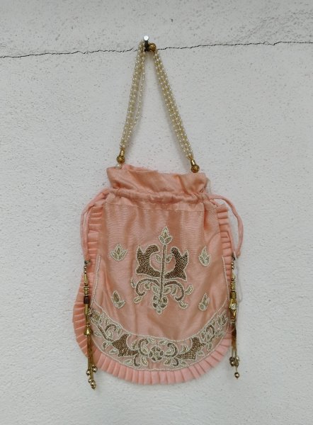 Embroidery Hand Purse