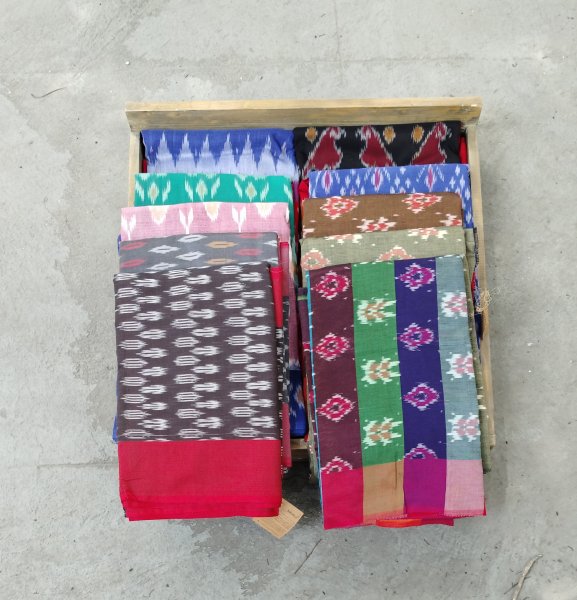 Pochampalli Ikkat Cotton Saree