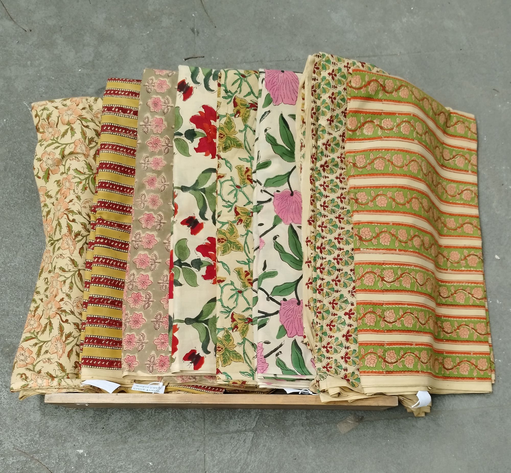 Cotton unstitched fabric