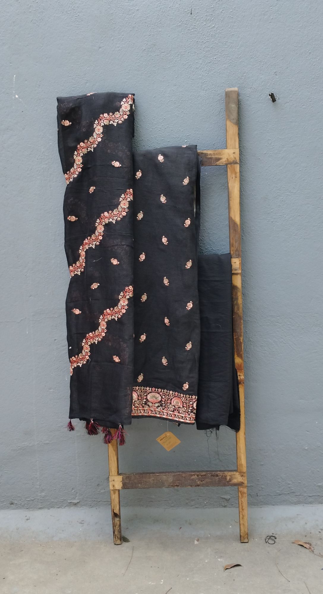 Linen Unstitched Dress Material