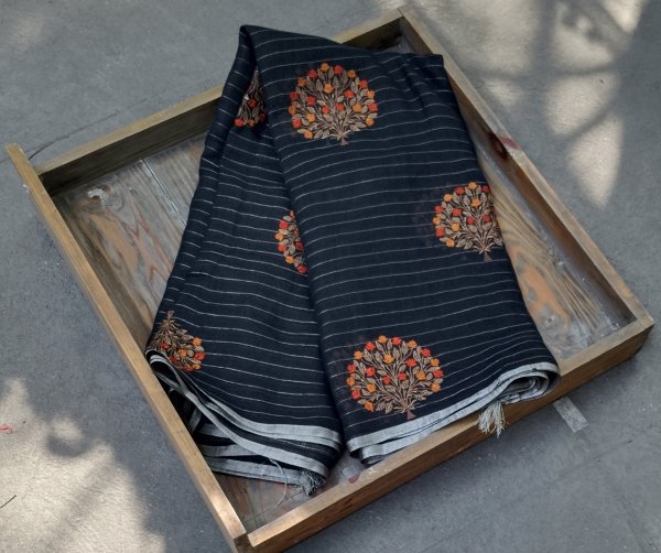 Lenin Embroidery Saree