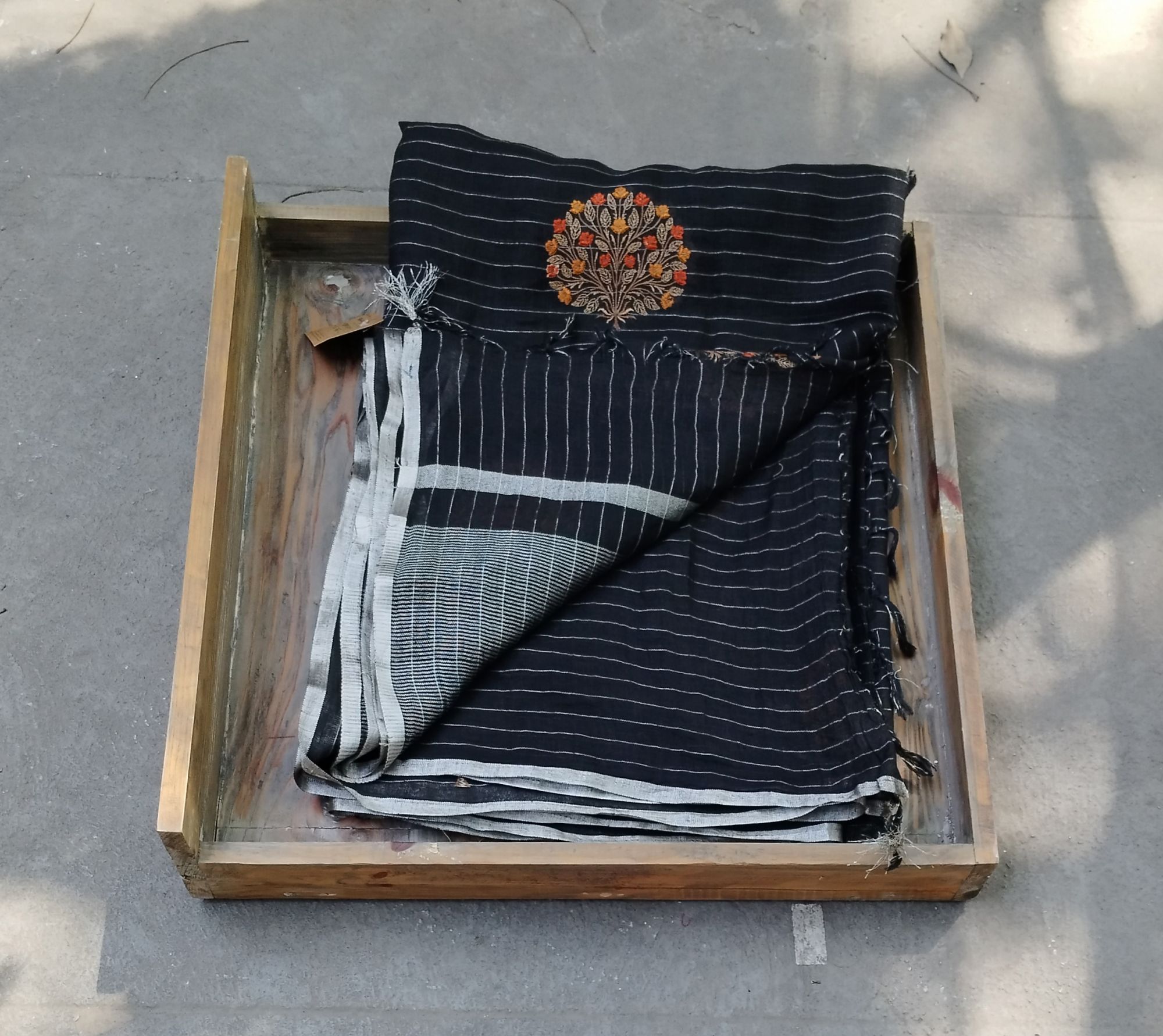 Lenin Embroidery Saree