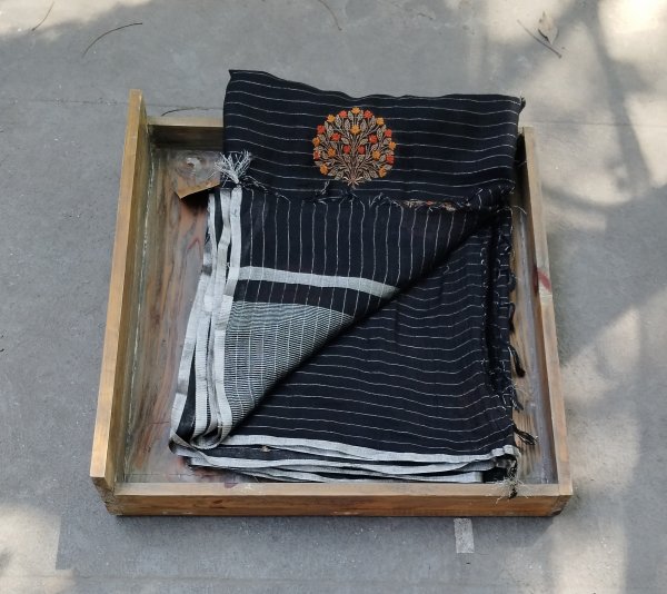 Lenin Embroidery Saree